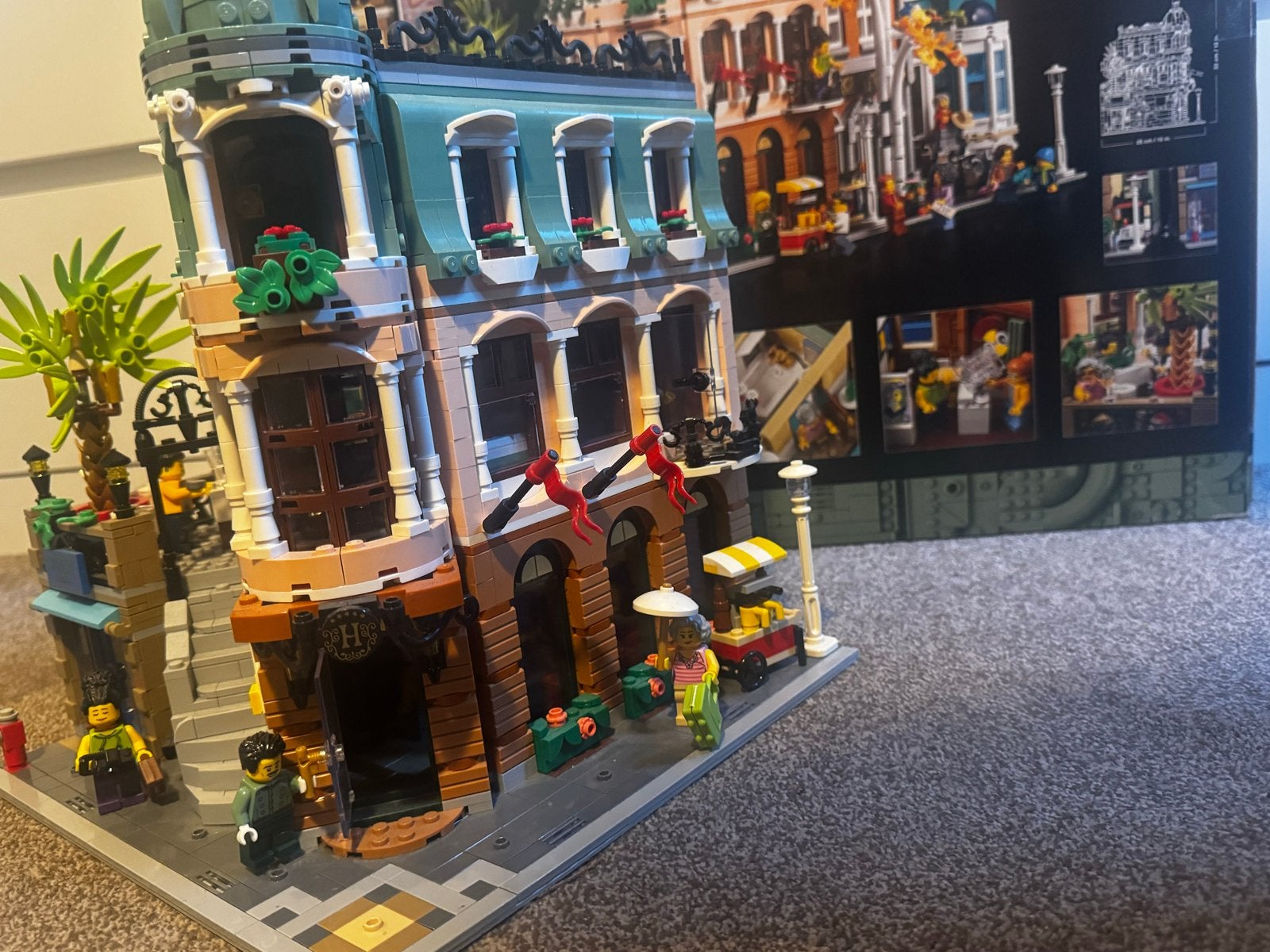 Lego Boutique Hotel - 10297 (15 jaar collectie), Ophalen of Verzenden, Zo goed als nieuw