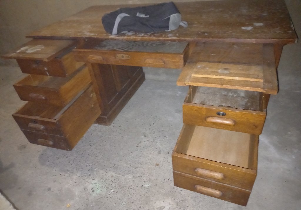 Groot antiek eiken bureau, van begin 20ste eeuw, Ophalen
