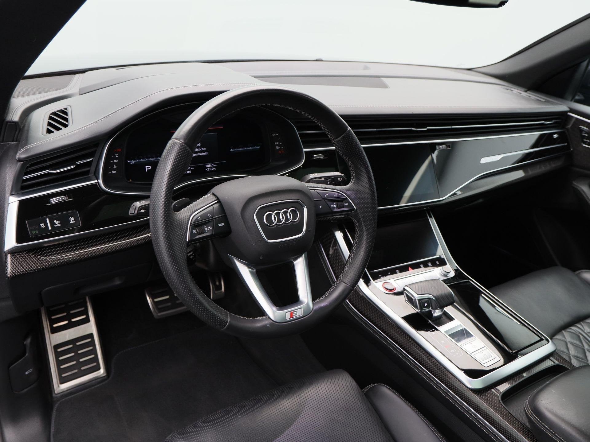 Audi SQ8 4.0 TFSi SQ8 quattro 508 Pk Automaat | Head up | Ba, Auto's, Automaat, Dealer onderhouden, Gebruikt, 2245 kg