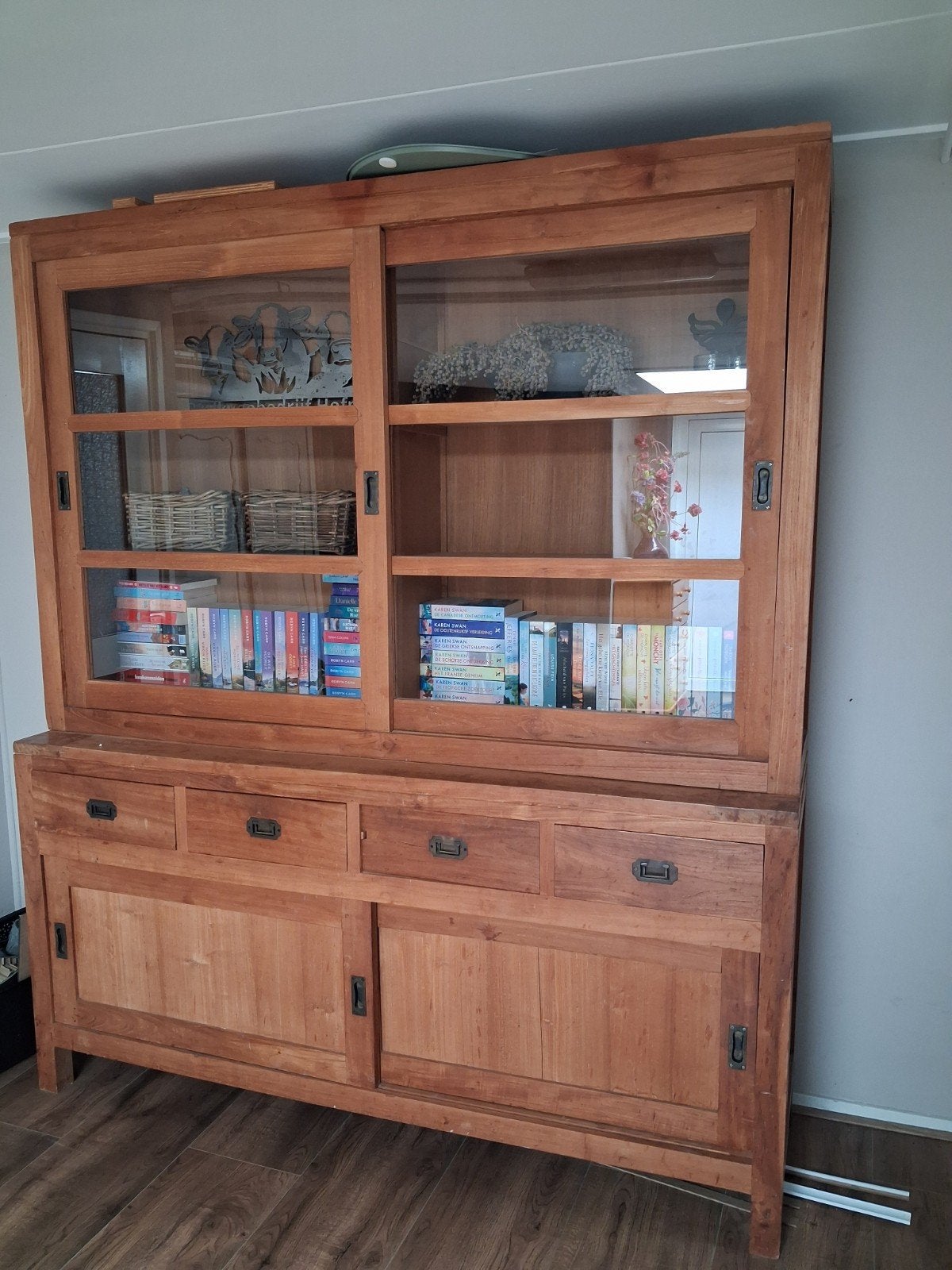 Teak houten kast voor 200 euro, 200 cm of meer, 150 tot 200 cm, Ophalen of Verzenden, Zo goed als nieuw