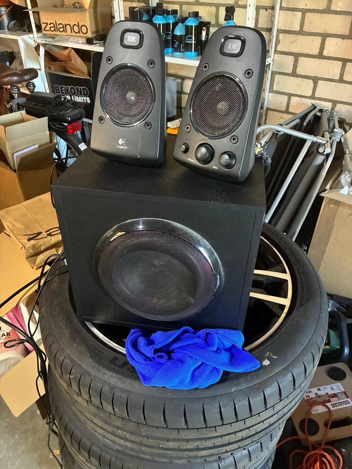 Logitech Z623 THX 2.1 Luidsprekerset met Subwoofer, Computers en Software, Ophalen, Gebruikt, Audiokanaal 2.1