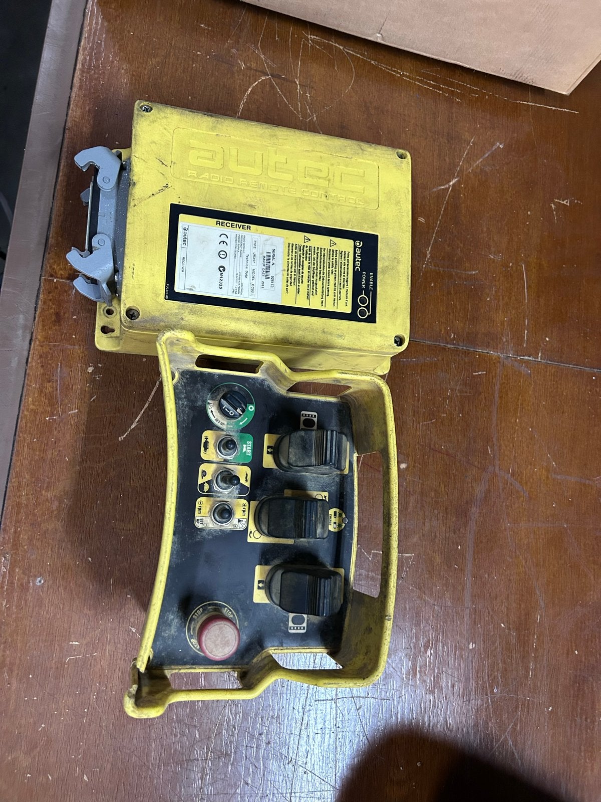 Autec Radio Afstandsbediening Set (Zender & Ontvanger), Ophalen of Verzenden, Gebruikt, Origineel