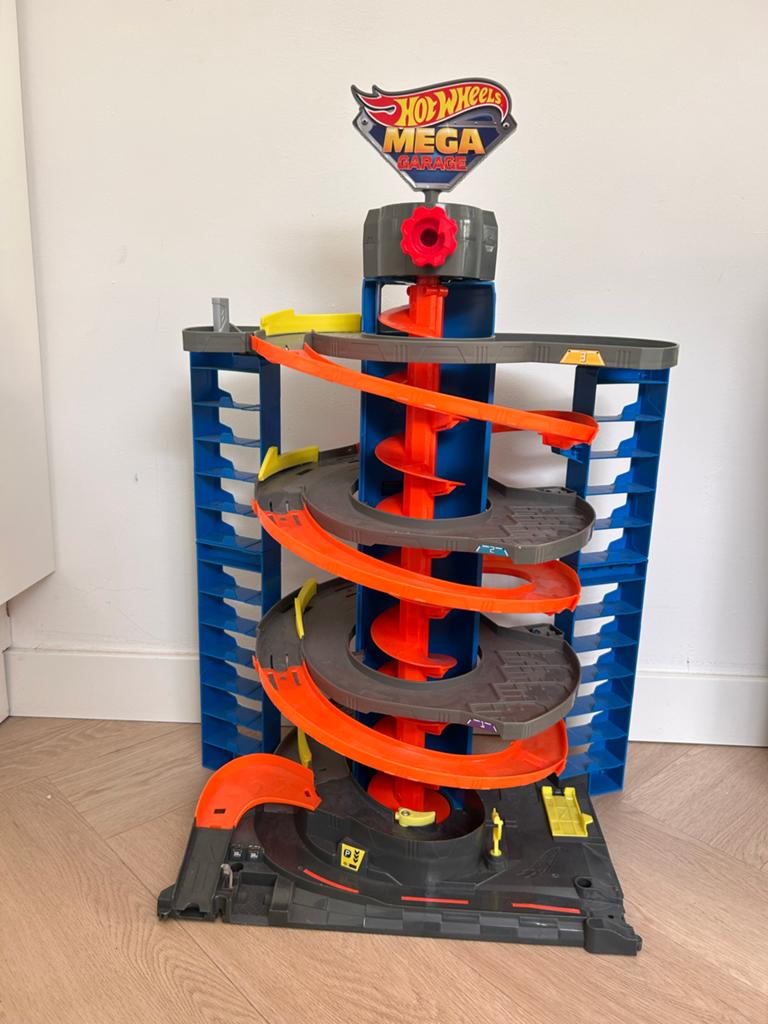 Hot Wheels Mega Garage Racebaan, Ophalen, Racebaan, Zelf te bouwen, Zo goed als nieuw