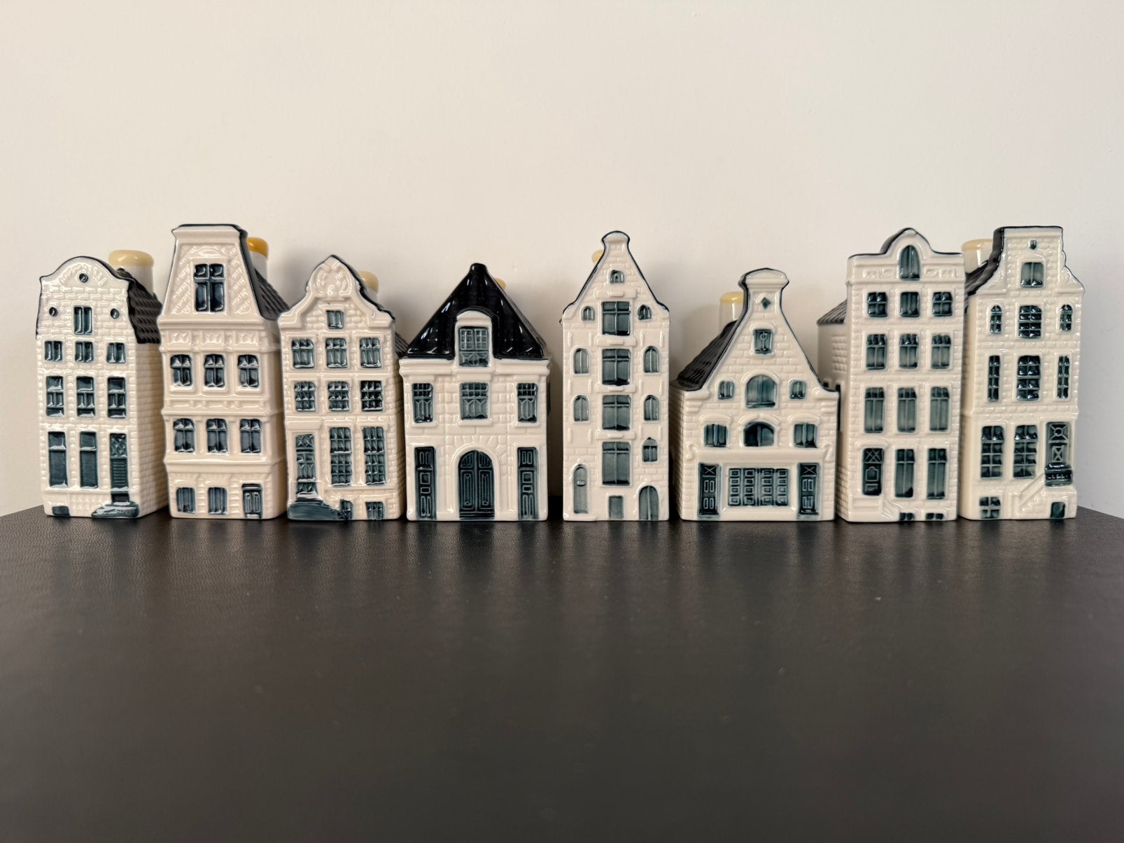 KLM Business Class Huisjes 60-nummers, Ophalen of Verzenden, Nieuw, 61 t/m 80, Gevuld