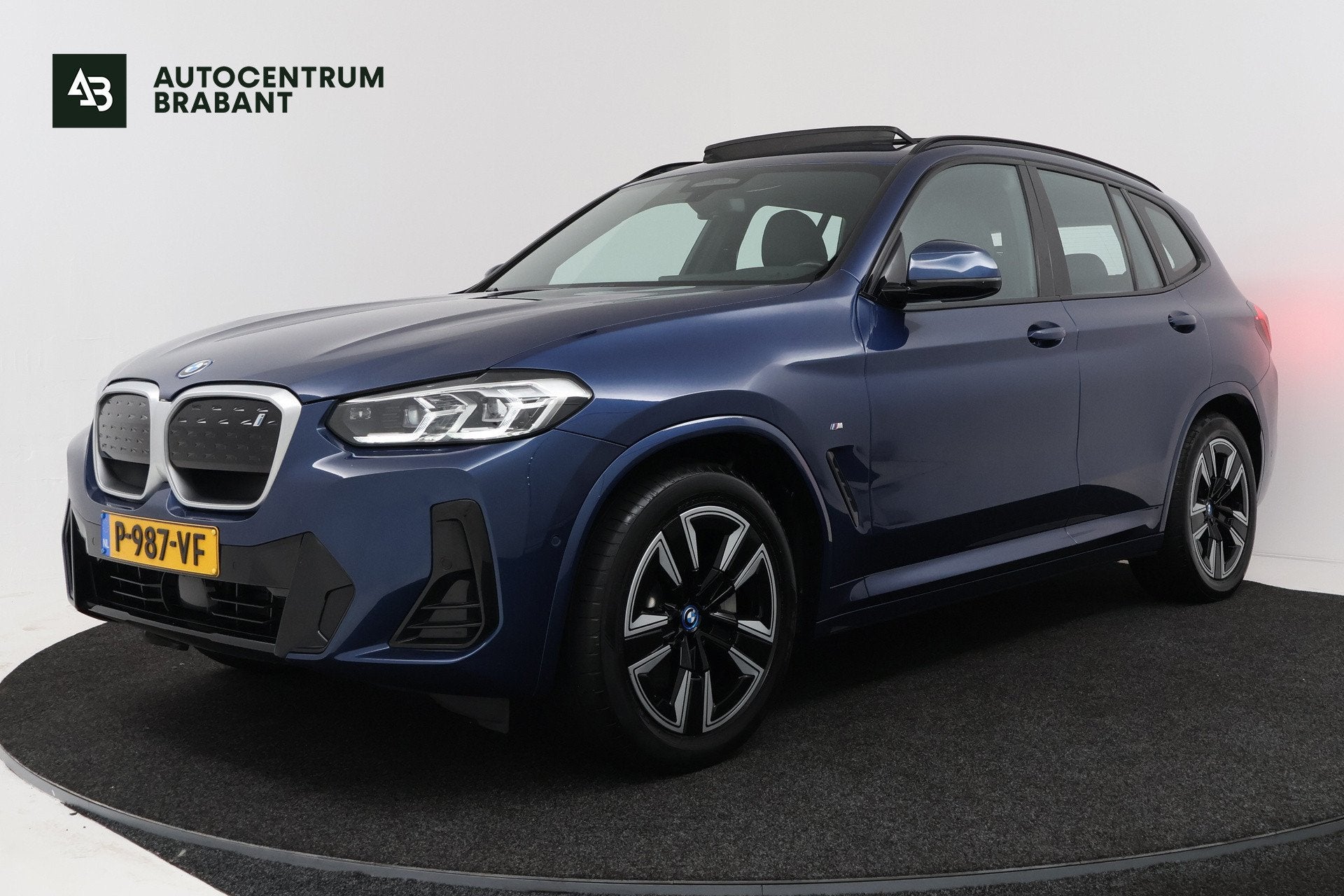 BMW IX3 Executive 80 kWh SOH 100% (PANORAMADAK, CAMERA, SFEE, Gebruikt, 2155 kg, IX3, SUV of Terreinwagen