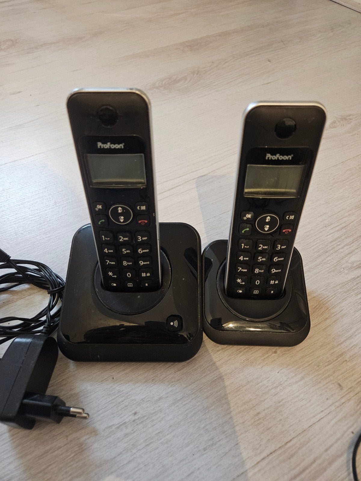 Profoon huistelefoon set (2 handsets), Ophalen of Verzenden, Gebruikt, 2 handsets