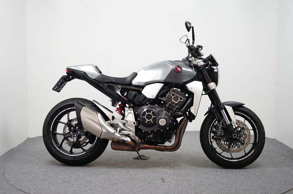 Honda CB 1000 R+ (bj 2020), Traction Control, Bedrijf, Naked bike