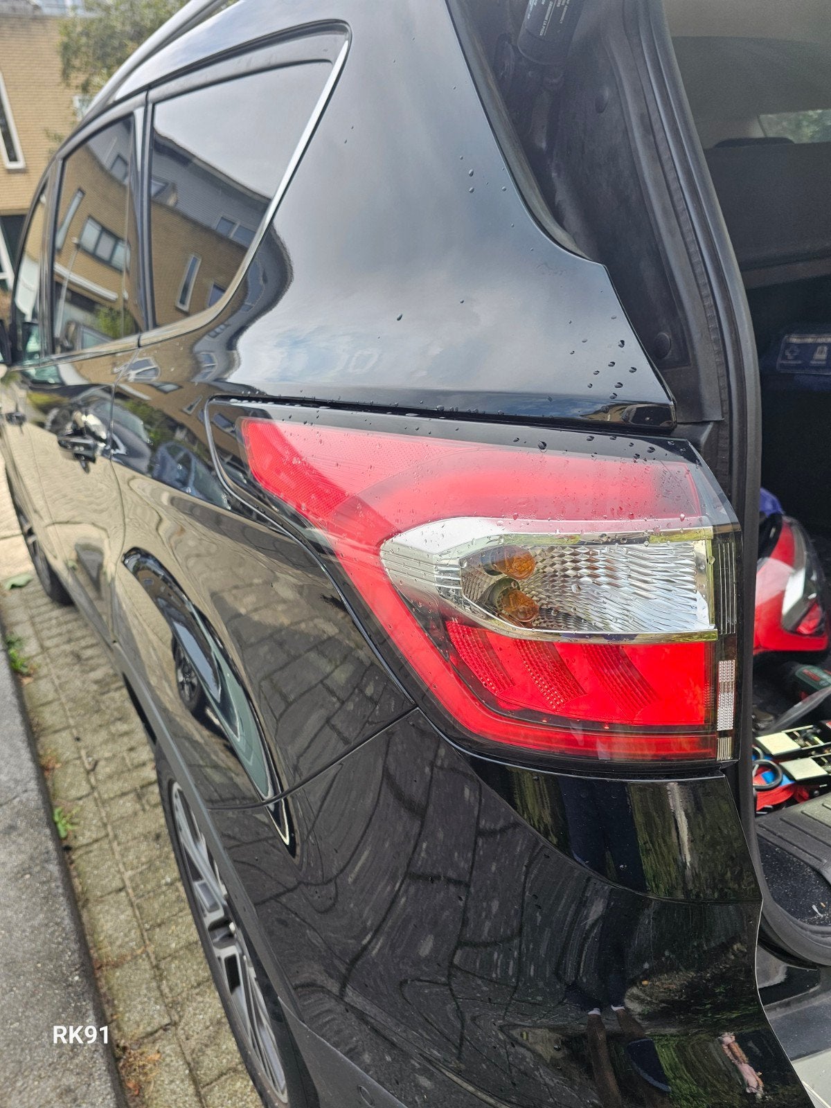 Achterlichten Ford Kuga 2018 - Links goed, Rechts reparabel, Auto-onderdelen, Ophalen of Verzenden, Gebruikt, Ford