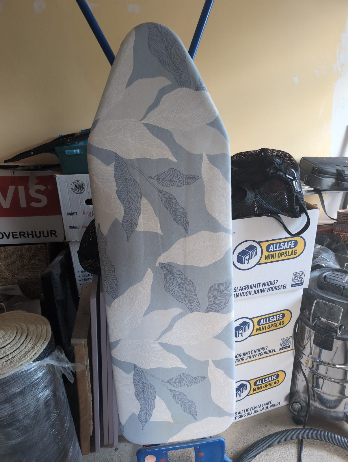 Tomado strijkplank met nieuwe Brabantia hoes, Ophalen, Gebruikt