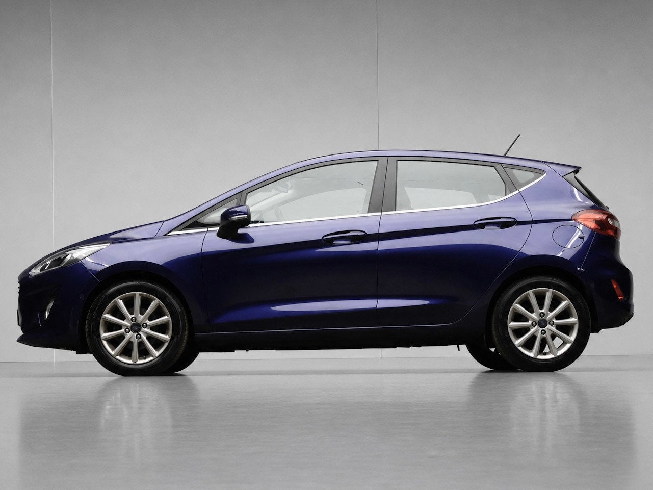 Ford Fiesta 1.0 EcoBoost Titanium Sport (APPLE CARPLAY,NAVI,, Auto's, Ford, Voorwielaandrijving, 1063 kg, Euro 6, 580 kg