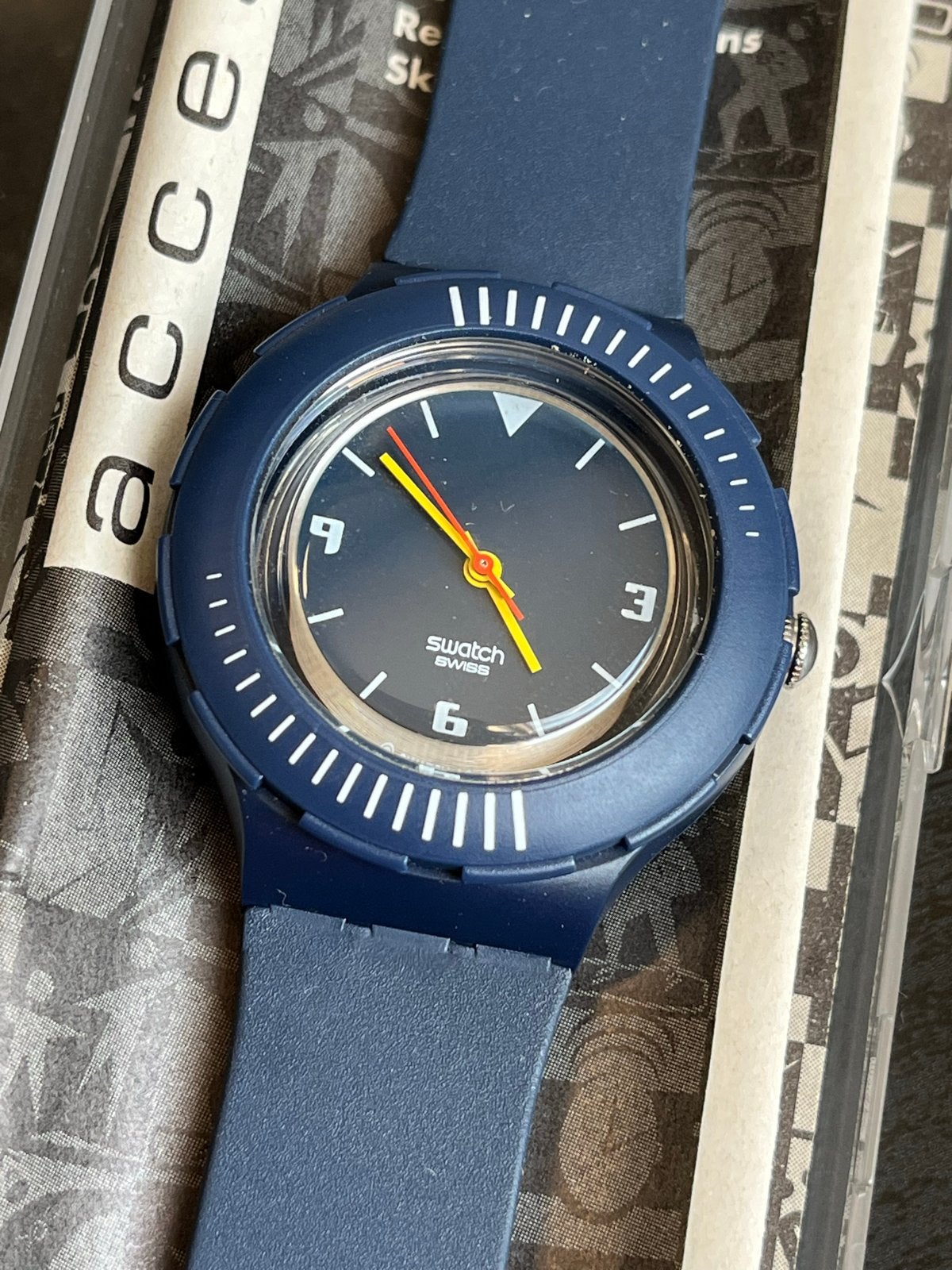 Swatch Access Scuba 200 horloge - Nieuw in verpakking, Sieraden, Tassen en Uiterlijk, Horloges | Dames, Kunststof, Polshorloge