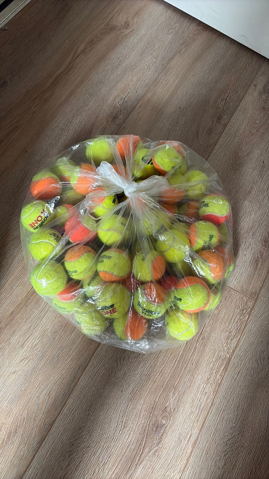 Gebruikte  tennisballen, Ophalen of Verzenden, Gebruikt, Hondenballen