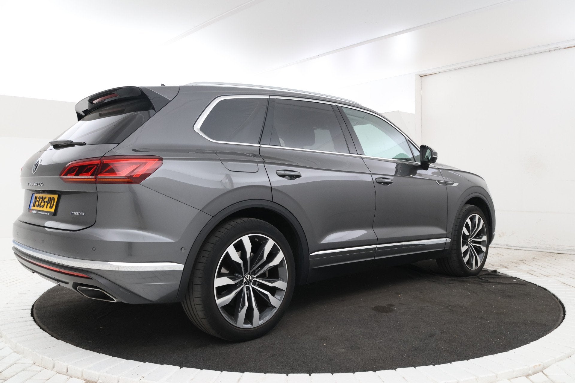 Volkswagen Touareg 3.0 TSi eHybrid 4MOTION Trekhaak, Memory, Automaat, Gebruikt, Euro 6, 2995 cc