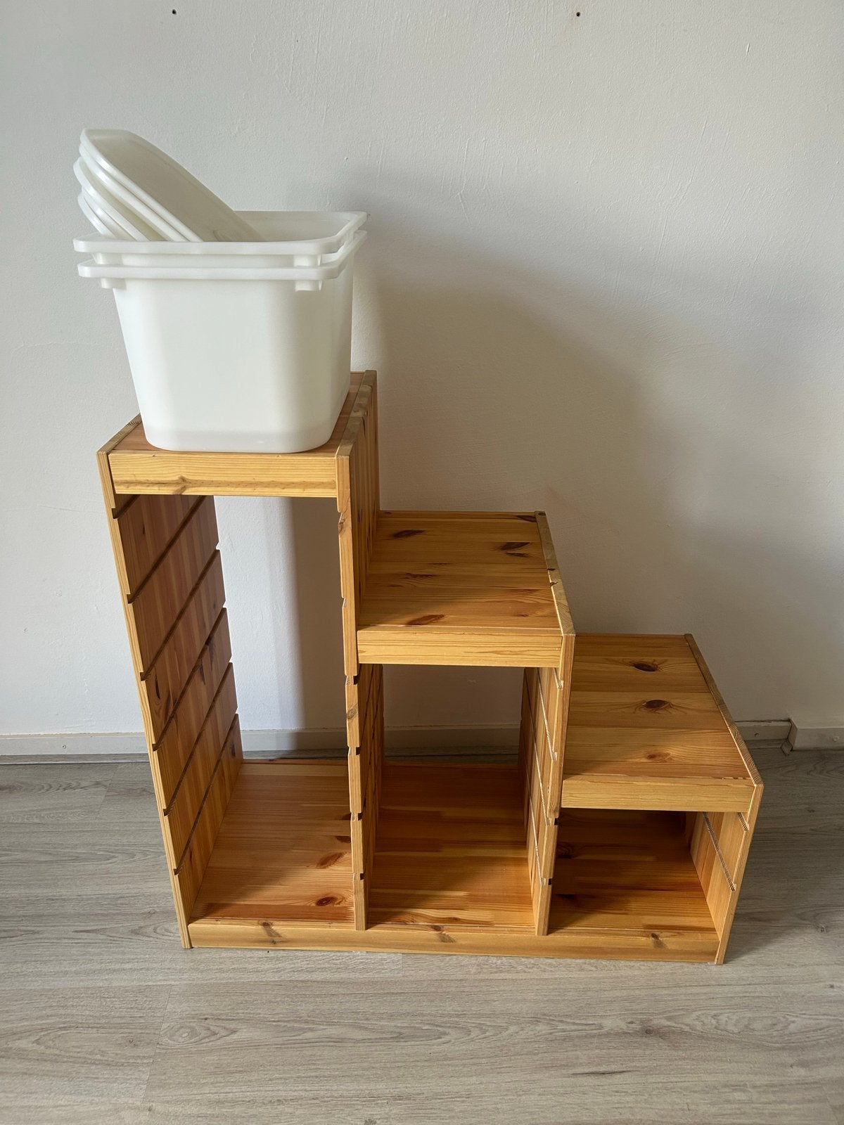 IKEA Trofast kast - grenen met opbergbakken, Ophalen, Zo goed als nieuw