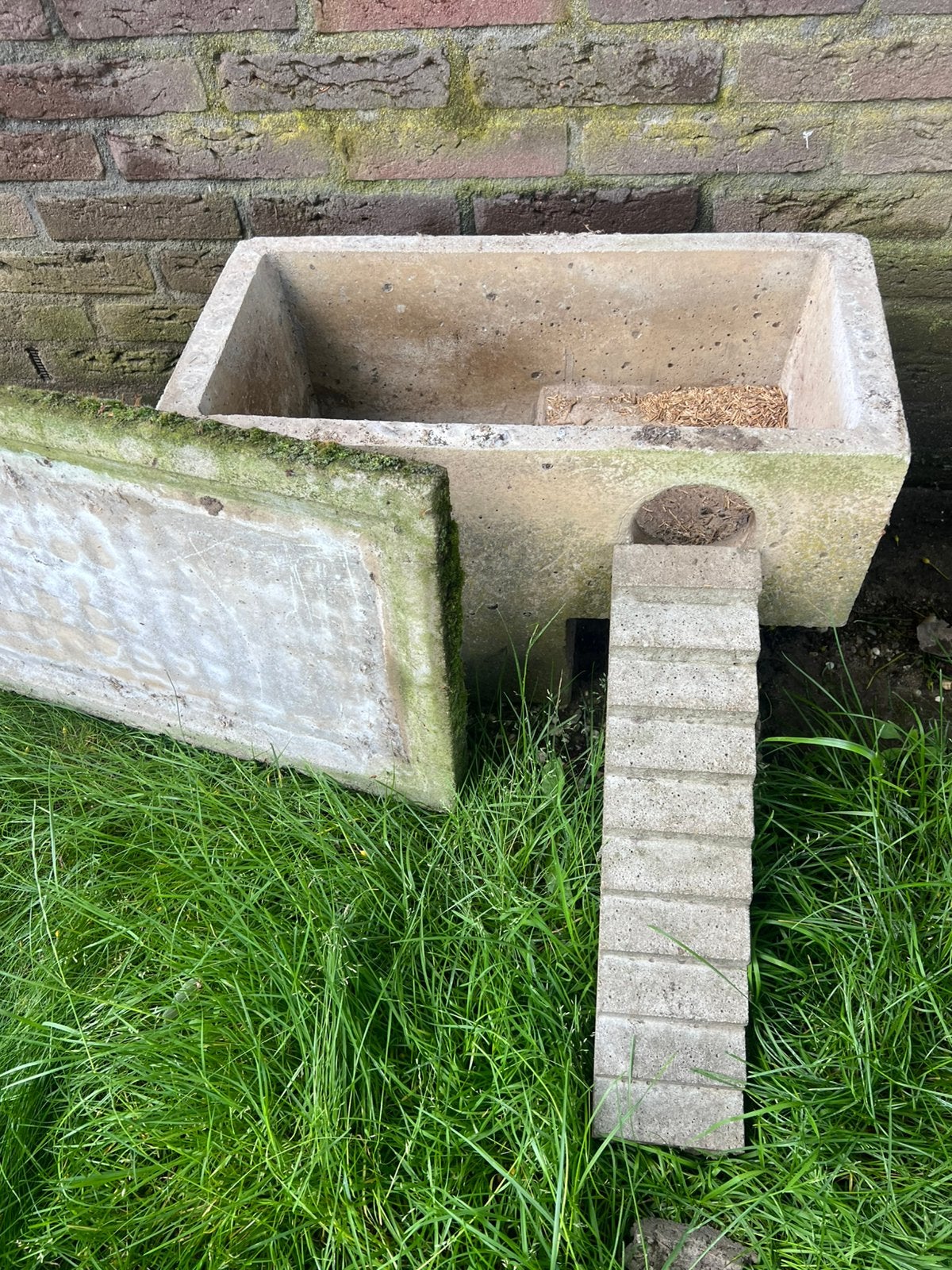 Broedhokken voor eenden van beton 4 stuks in een koop, Dieren en Toebehoren, Ophalen, Zo goed als nieuw, Overige materialen, Broedkooi of Kweekkooi