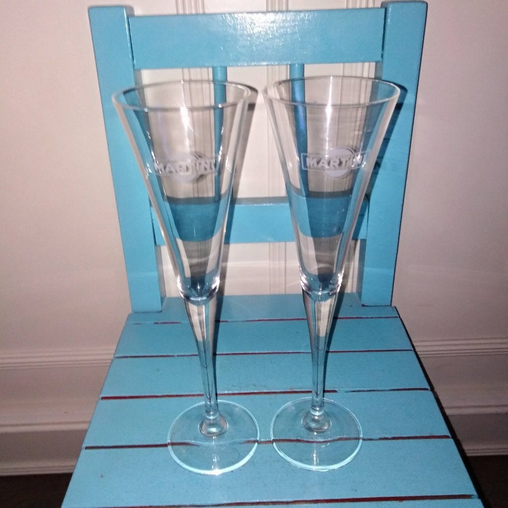 Martini glazen hoog model op voet set van 2 stuks, Huis en Inrichting, Keuken | Servies, Ophalen, Glas of Glazen, Gebruikt, Glas