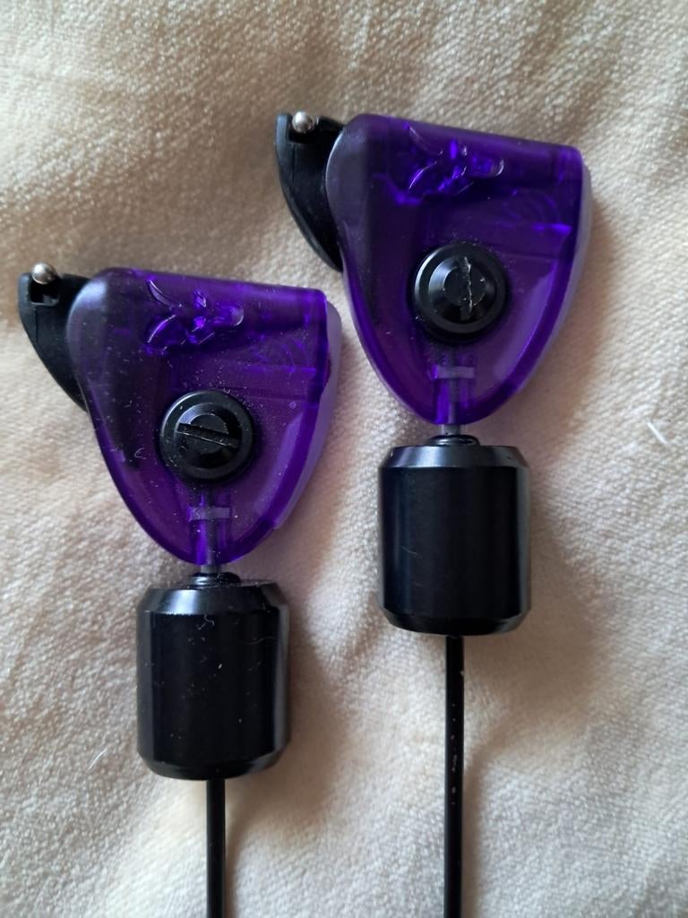 2 Stuks Fox Mk3 swingers Purple, Watersport en Boten, Hengelsport | Karpervissen, Ophalen, Zo goed als nieuw, Overige typen