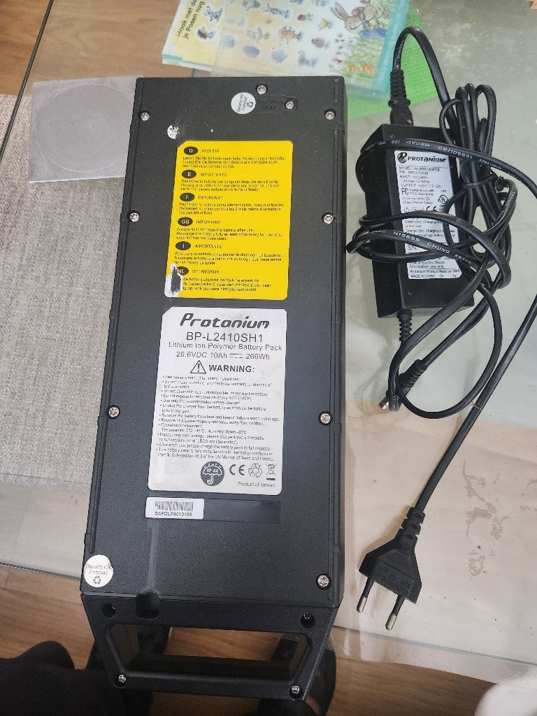 Baboe bakfiets accu + oplader, Ophalen of Verzenden, Gebruikt