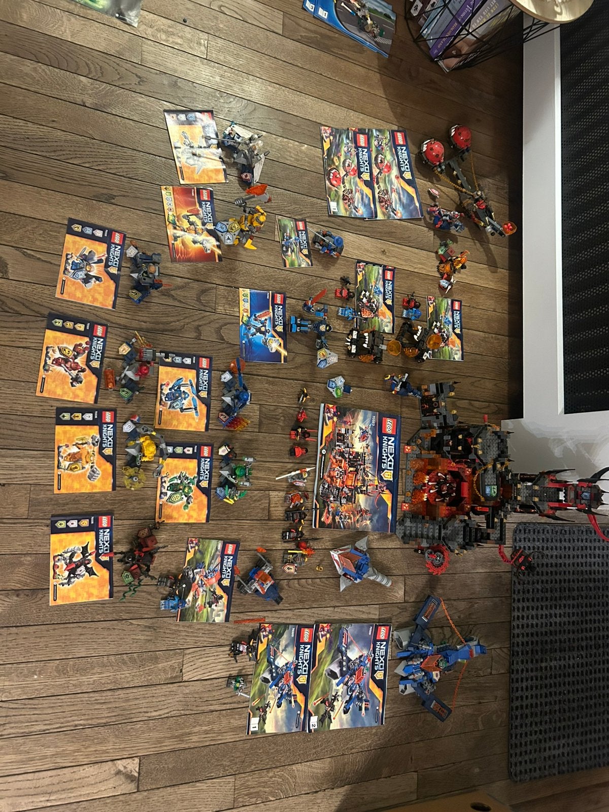 Lego nexo knights partij, Lego, Ophalen of Verzenden, Complete set, Compleet