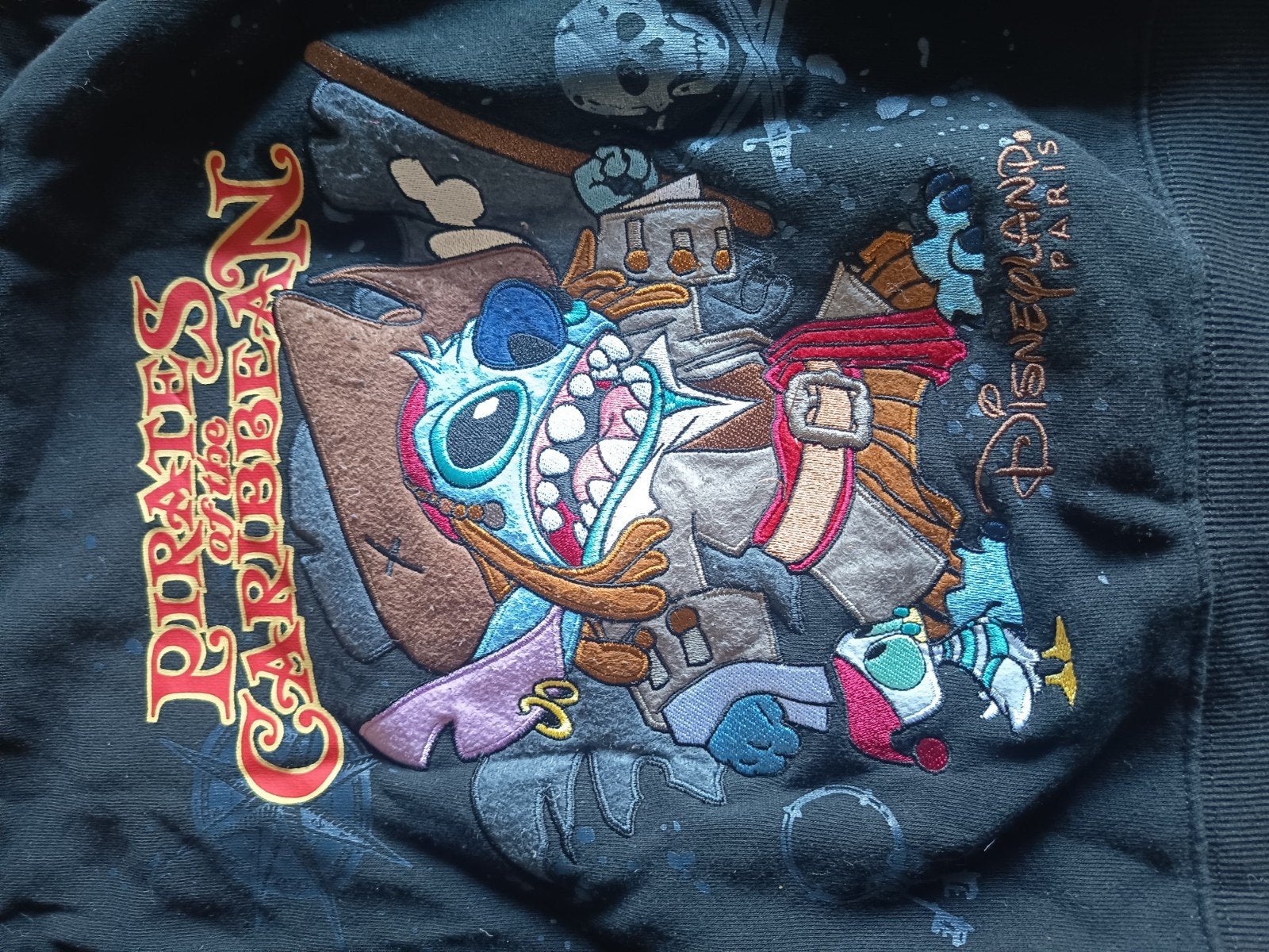 Disney Vest Maat 134 - Stitch Pirates of the Caribbean, Disney, Gebruikt, Jongen of Meisje, Trui of Vest