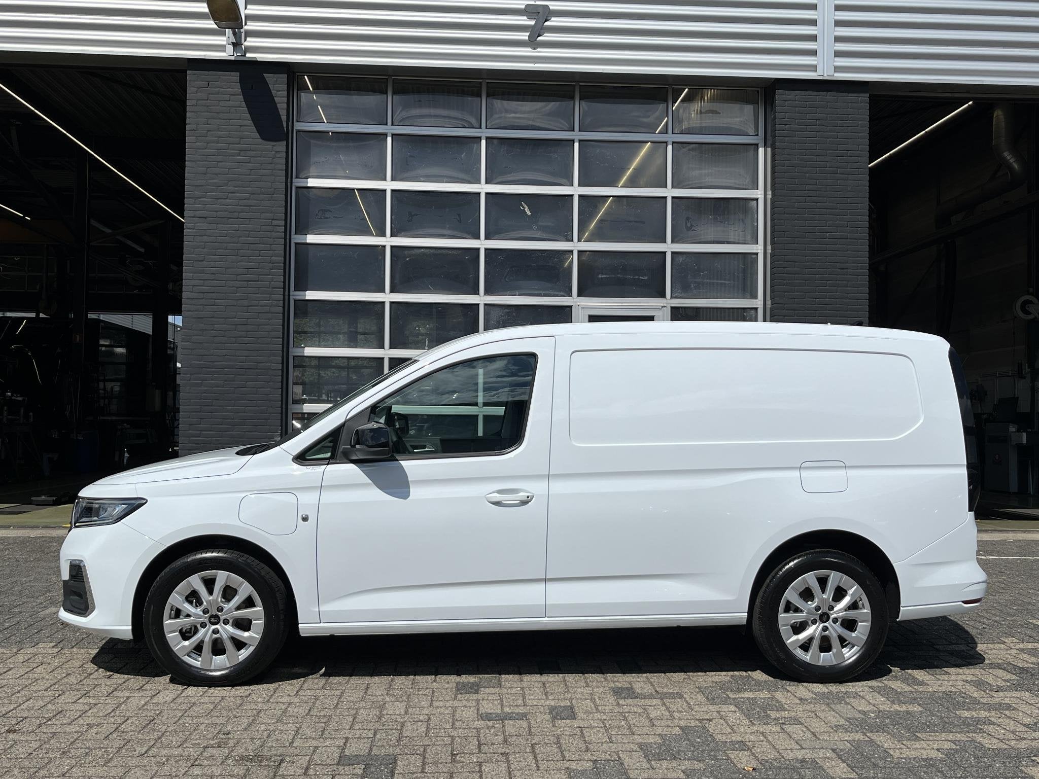 Ford Transit Connect 1.5 EcoBoost PHEV L2 Limited Winterpack, Auto's, 1498 cc, Euro 6, 4 cilinders, 150 pk