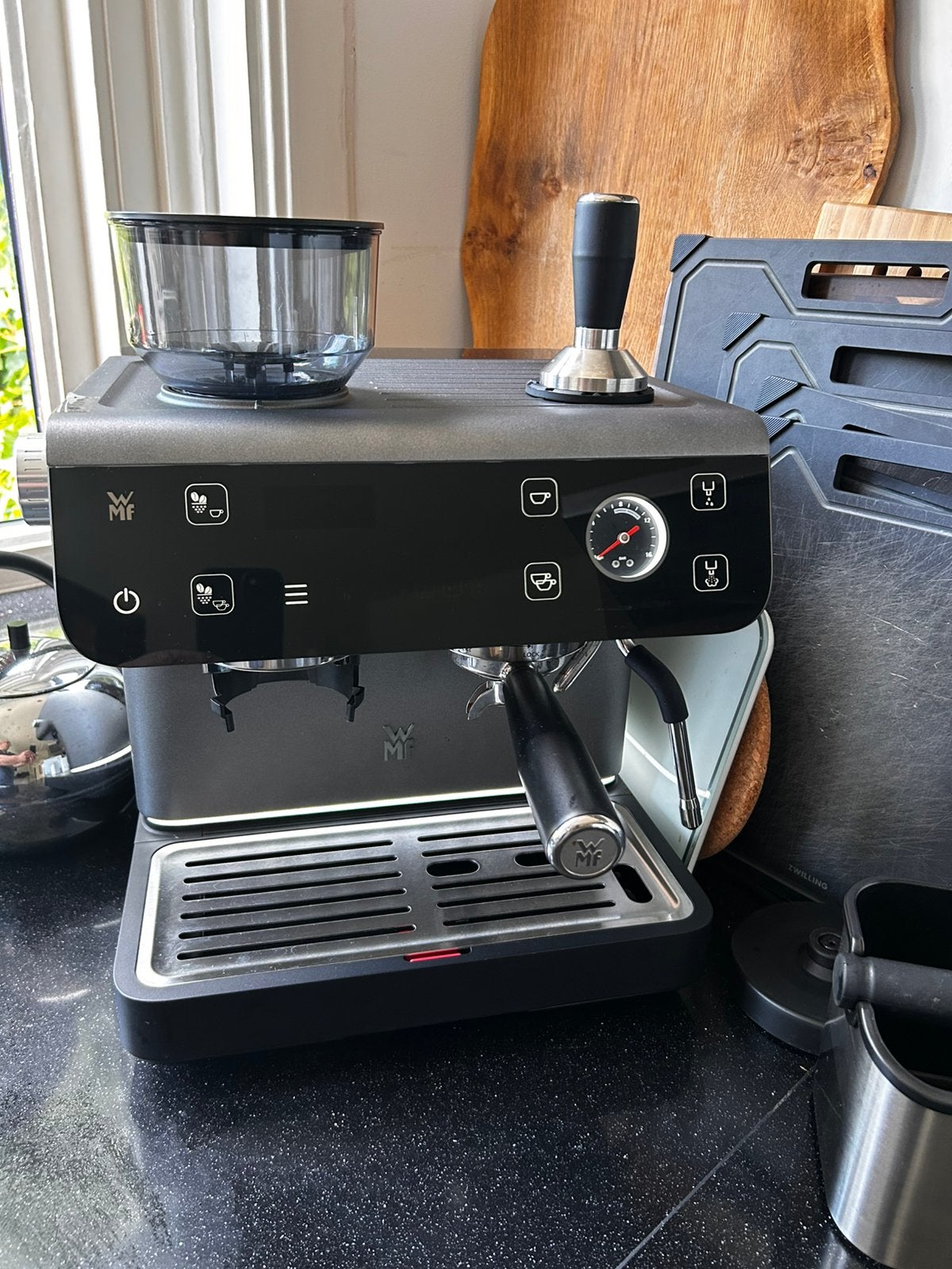 WMF Espresso Pro, Ophalen, Afneembaar waterreservoir, Overige modellen, 10 kopjes of meer