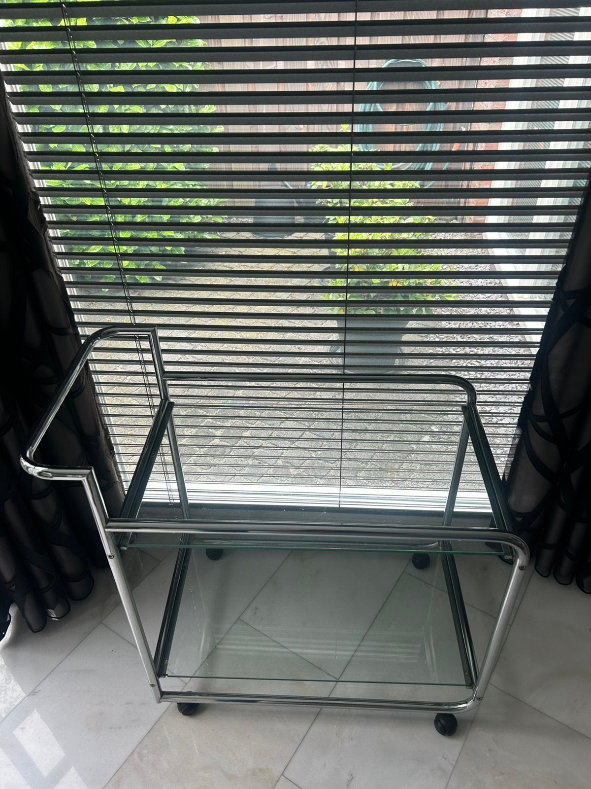 Vintage trolley met 2 glazen platen., Ophalen, Gebruikt