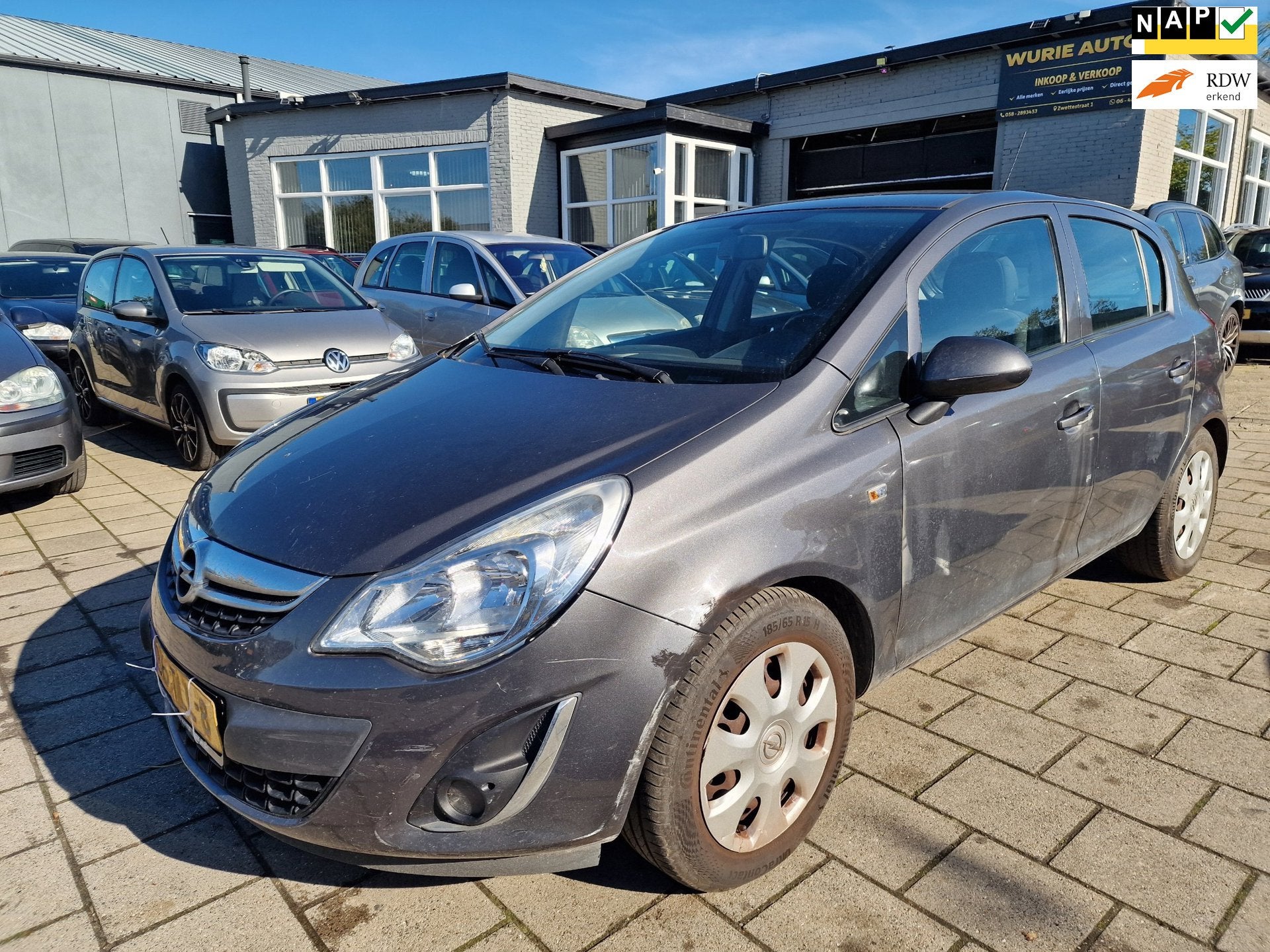 Opel Corsa 1.2-16V Cosmo/Geen Apk/, Voorwielaandrijving, Euro 5, Gebruikt, 4 cilinders