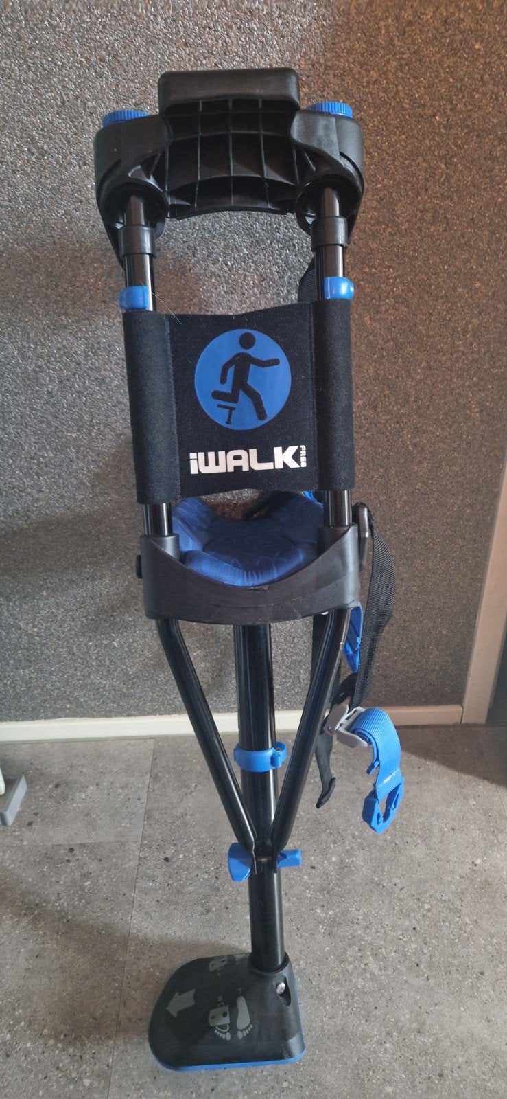 I-Walk 3.0 loopkruk revalidatie kruk, Ophalen of Verzenden, Zo goed als nieuw