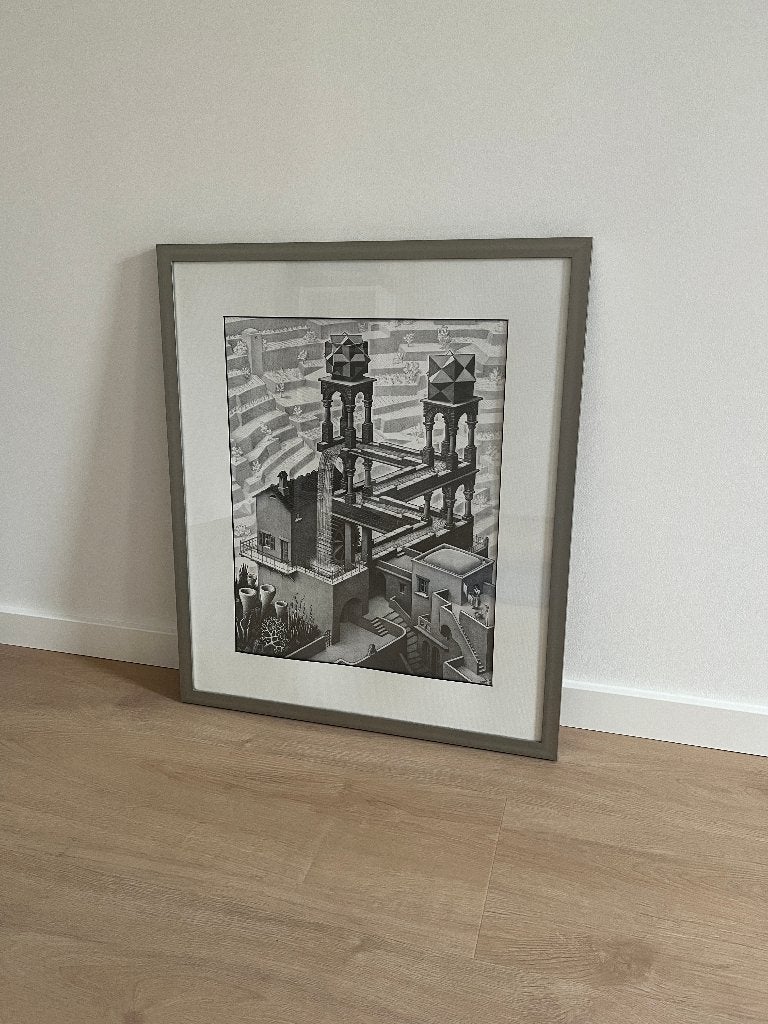 M.C. Escher - Waterval - reproductie ingelijst, Huis en Inrichting, Gebruikt, 50 tot 75 cm, Metaal of Aluminium, Ophalen of Verzenden