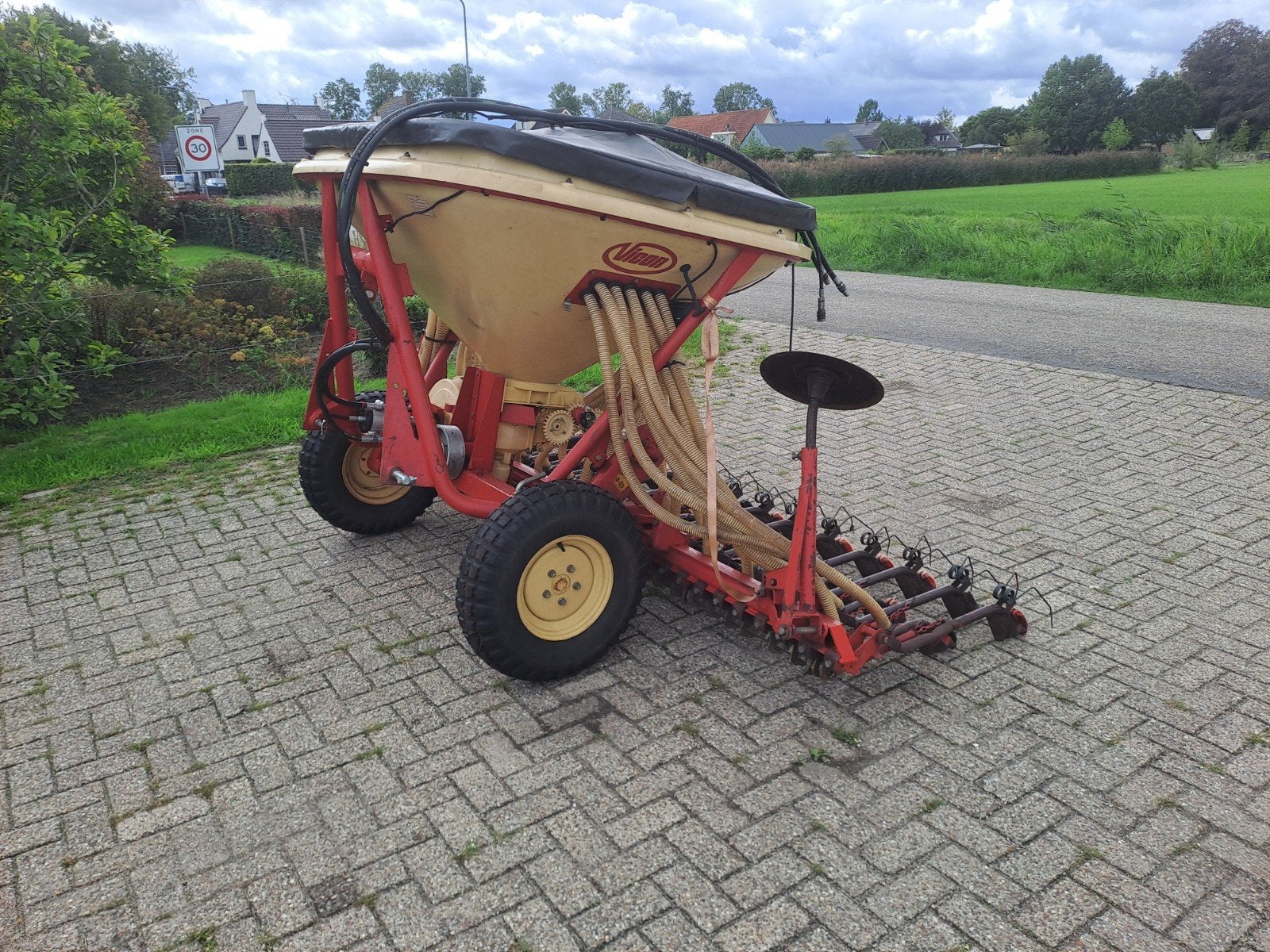 Vicon / Accord LZ 301 pneumatische zaaimachine, Zakelijke goederen, Ophalen, -, Akkerbouw, -