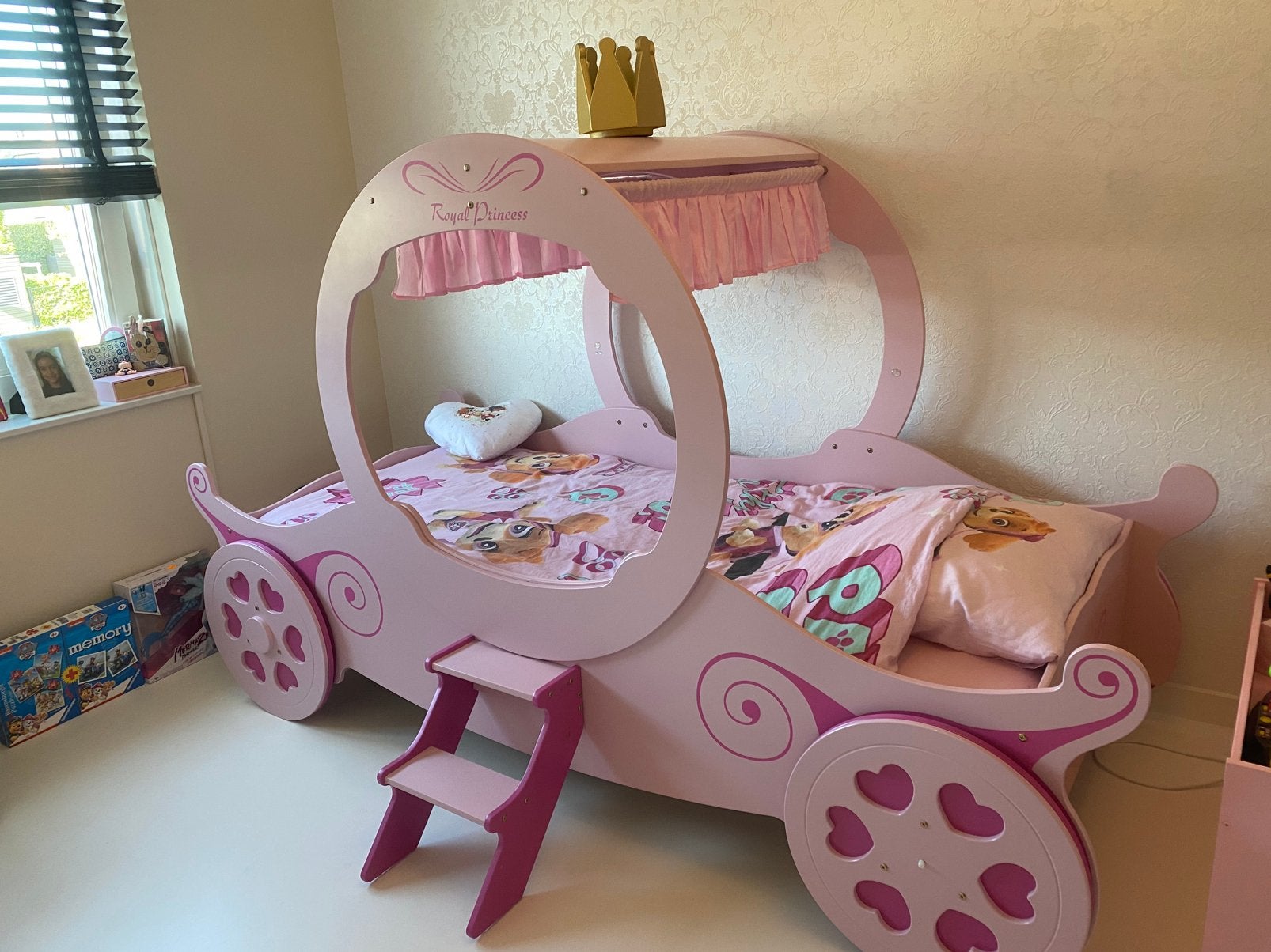 Prinsessen bed, Ophalen, Zo goed als nieuw, Meisje