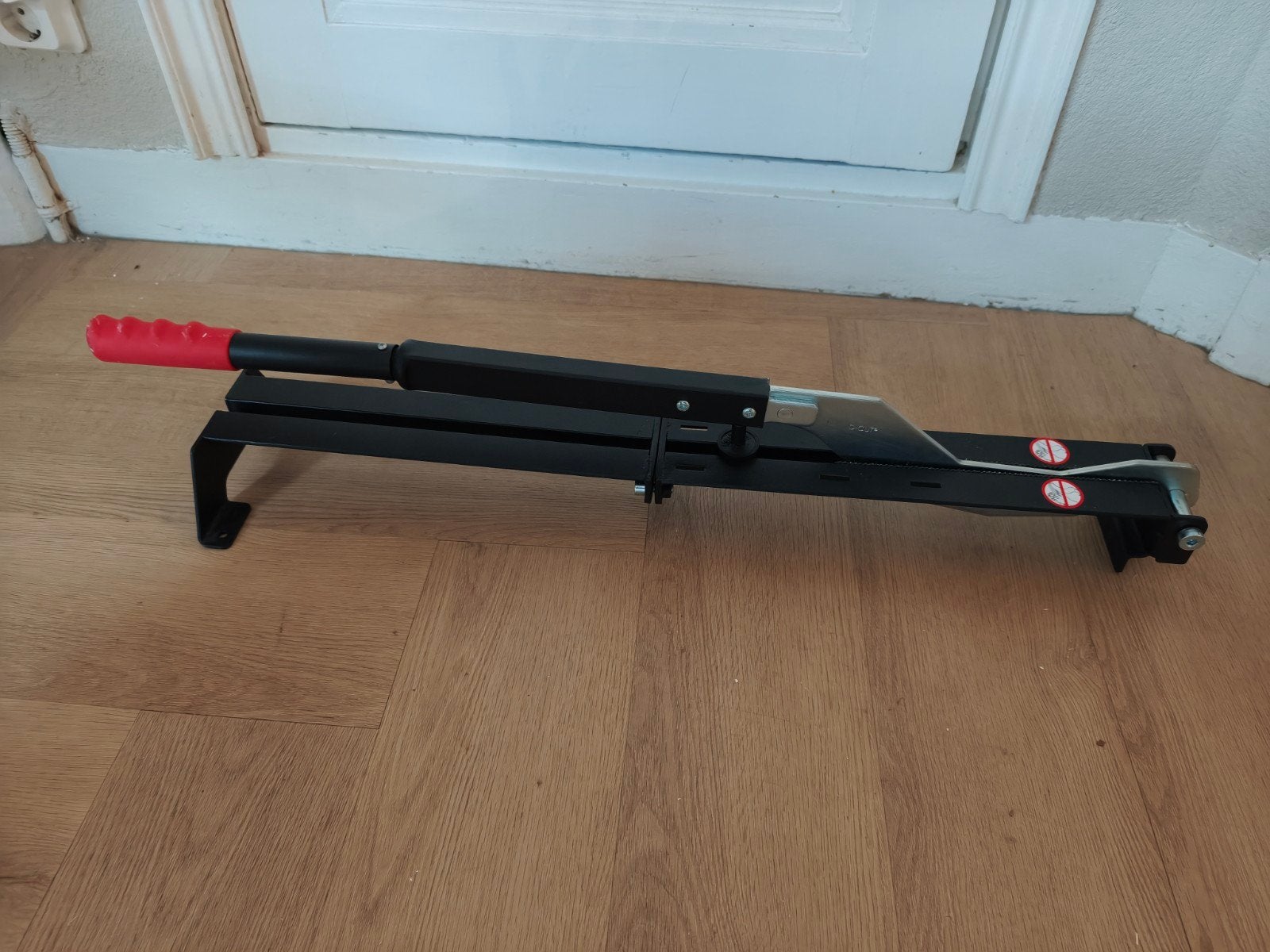 Laminaatsnijder - Handig gereedschap voor laminaat, Doe-het-zelf en Verbouw, Ophalen of Verzenden, Zo goed als nieuw, Snijgereedschap
