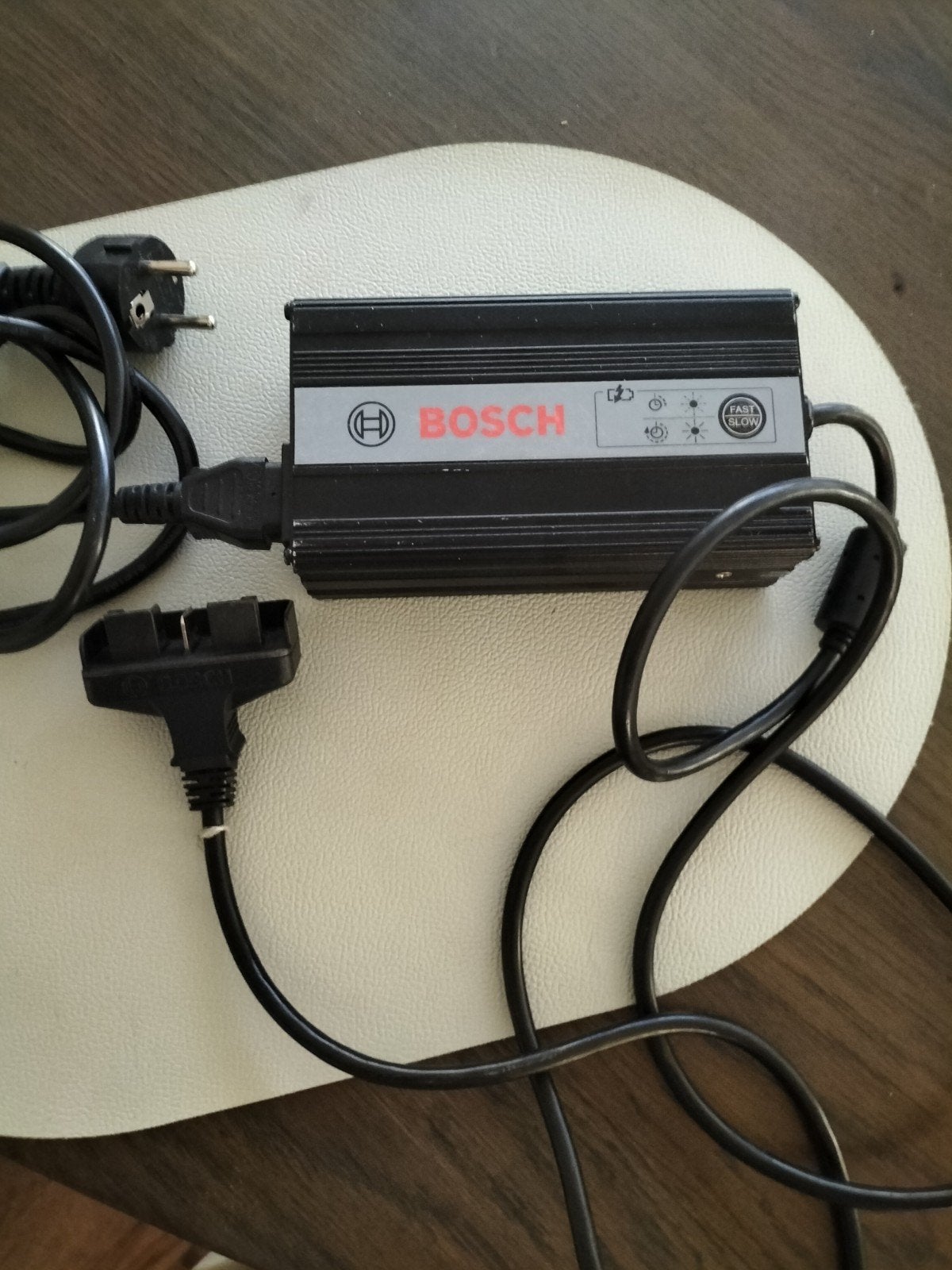 Bosch eBike Acculader 36V 4A/1A - Fast/Slow, Ophalen, Gebruikt