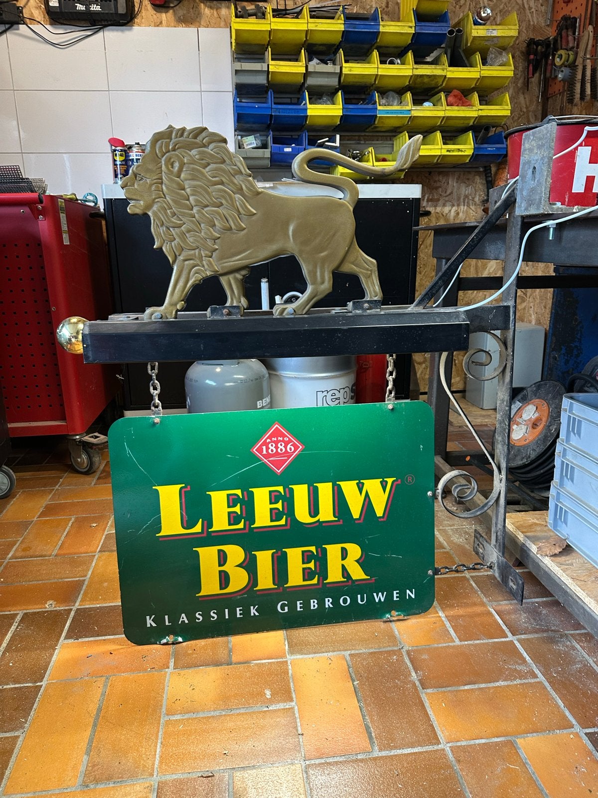 Leeuw Bier uithangbord  - Dubbelzijdig mancave, Ophalen of Verzenden, Gebruikt
