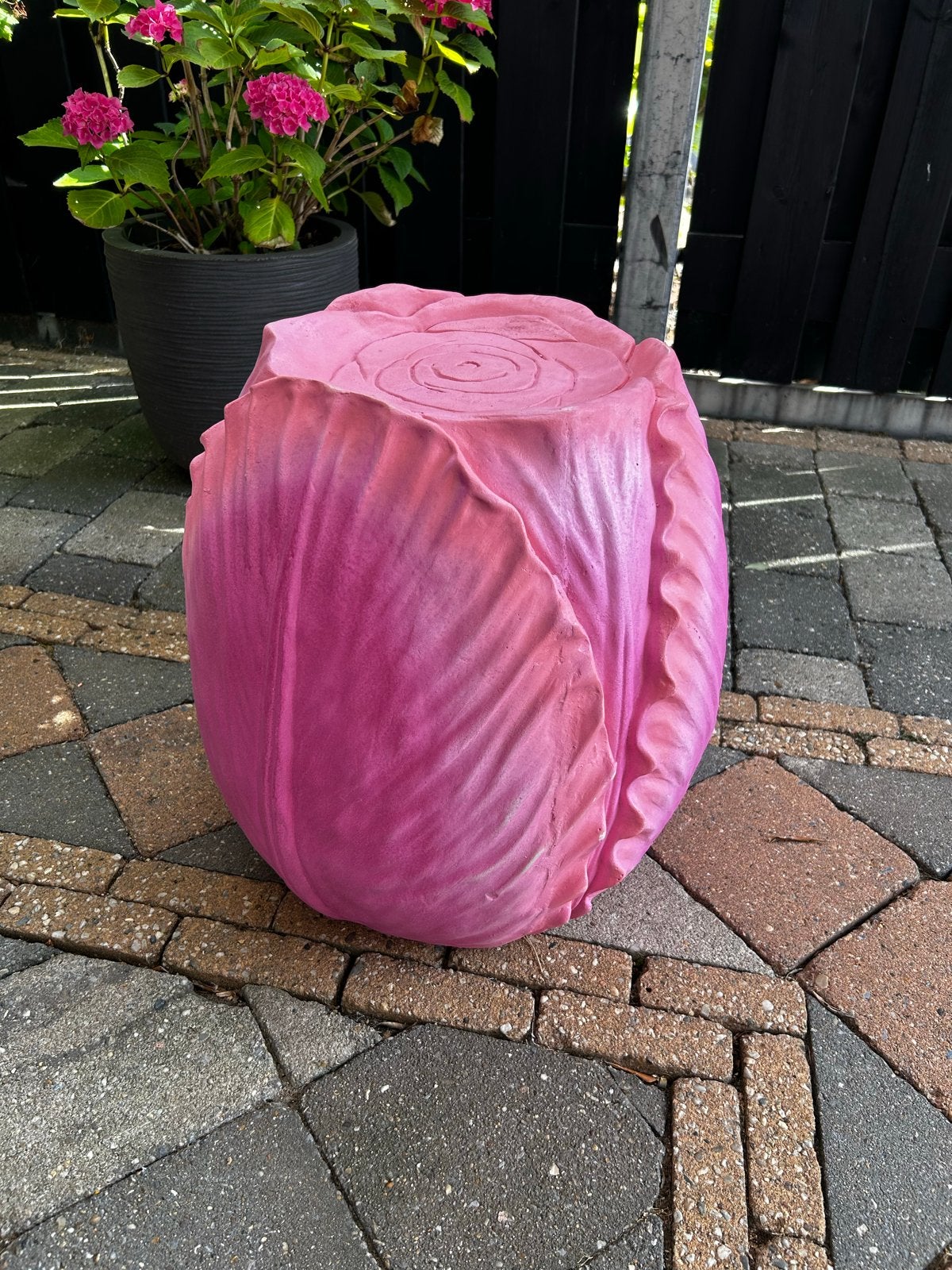 Roze Tulp Vorm Bijzettafel - Nieuw in Doos, 45 tot 60 cm, Overige materialen, Minder dan 55 cm, Rond