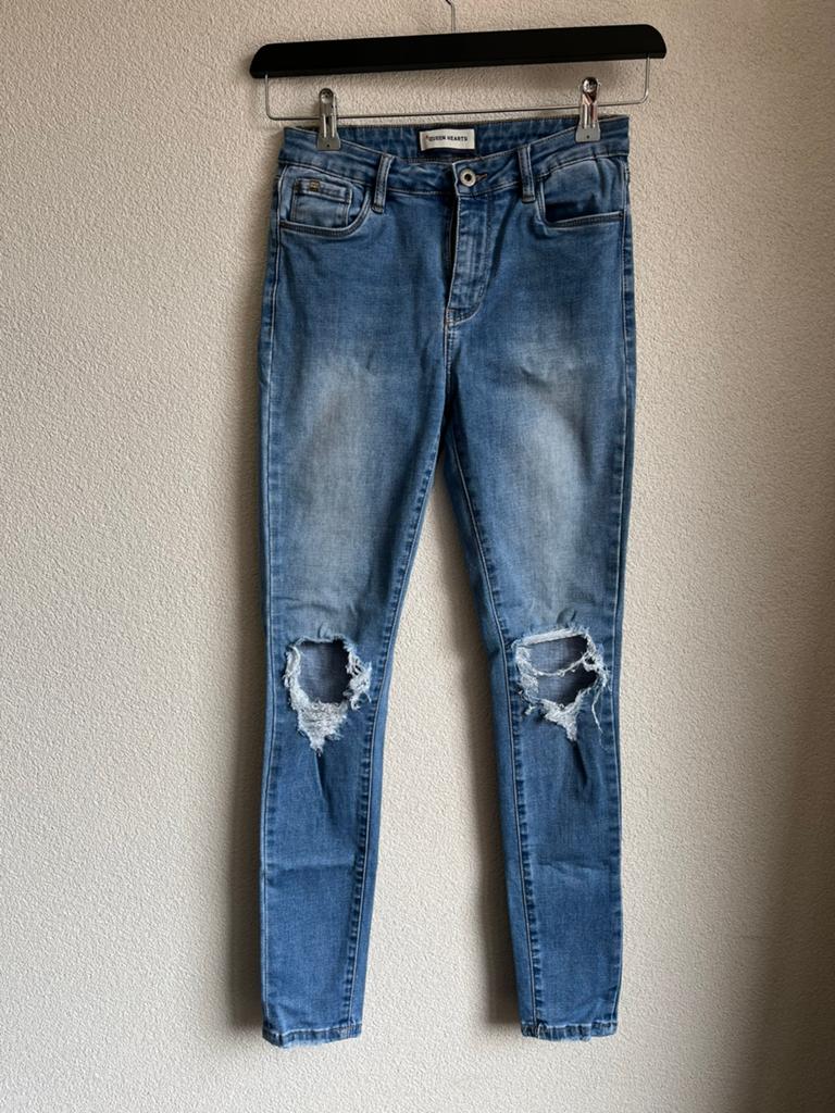 Spijkerbroek dames Queen hearts broek maat M, Ophalen of Verzenden, Zo goed als nieuw, Blauw, W28 - W29 (confectie 36)