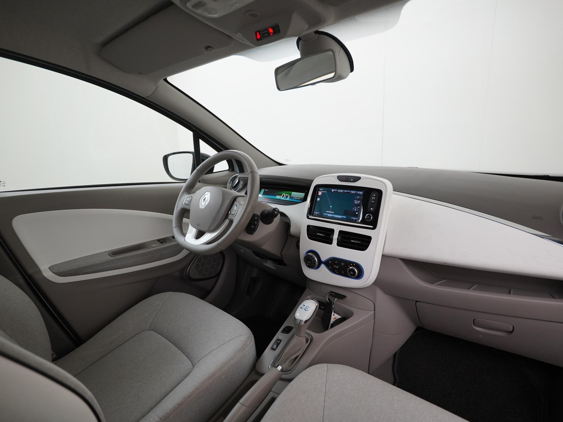 Renault ZOE R90 Life 41 kWh | Huuraccu | Zondag Open!, Auto's, Renault, 12 maanden, Stof, Gebruikt, Automatische klimaatregeling
