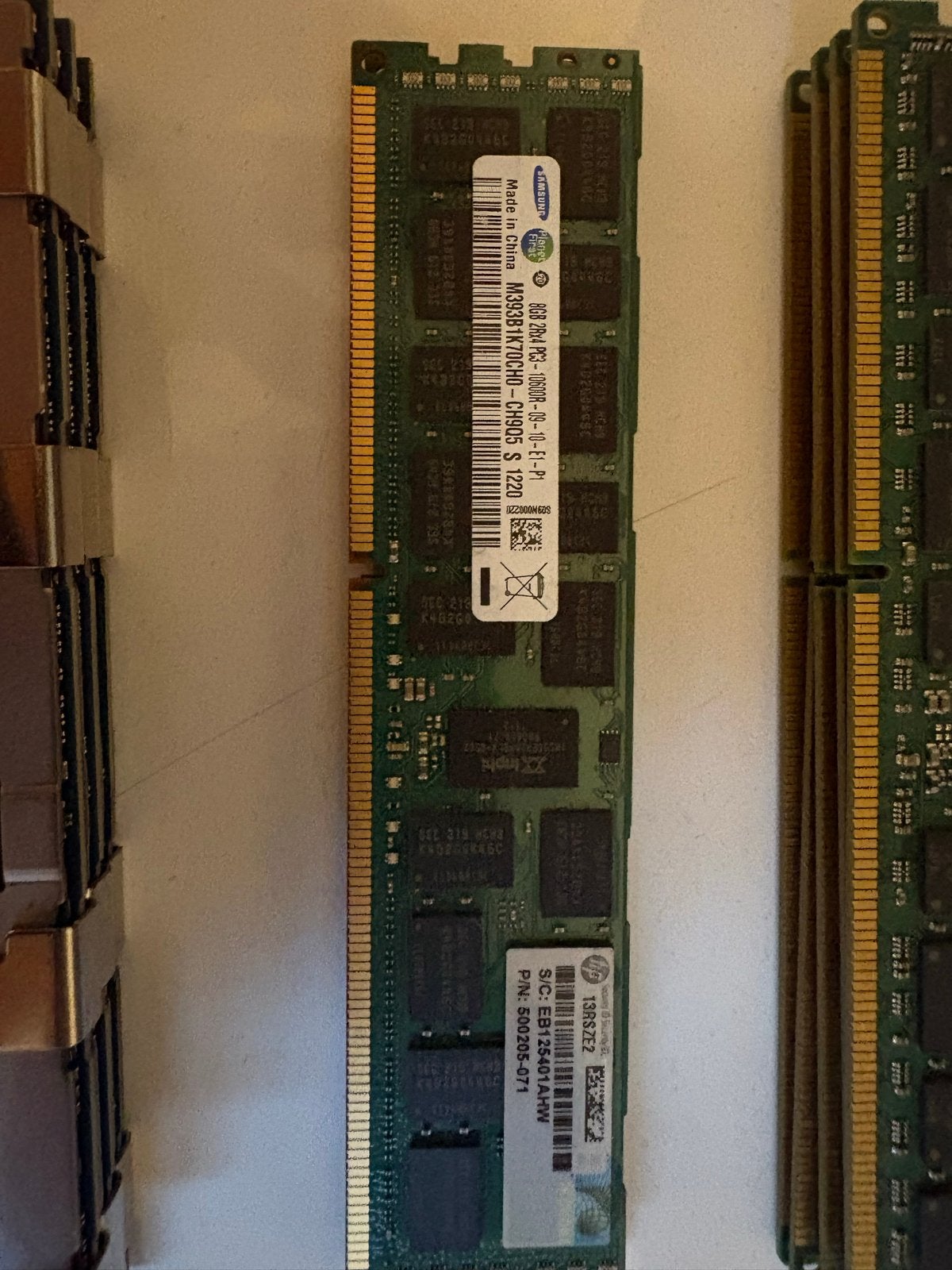 2x Samsung 8GB DDR3 RAM PC3-10600R, Gebruikt, Server, 8 GB, DDR3