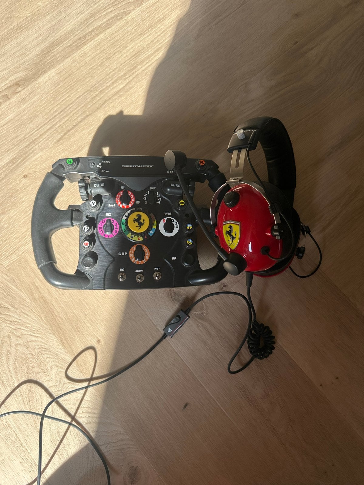 Thrustmaster Ferrari F1 Wheel Add-On met Headset, Ophalen, Overige merken, Zo goed als nieuw