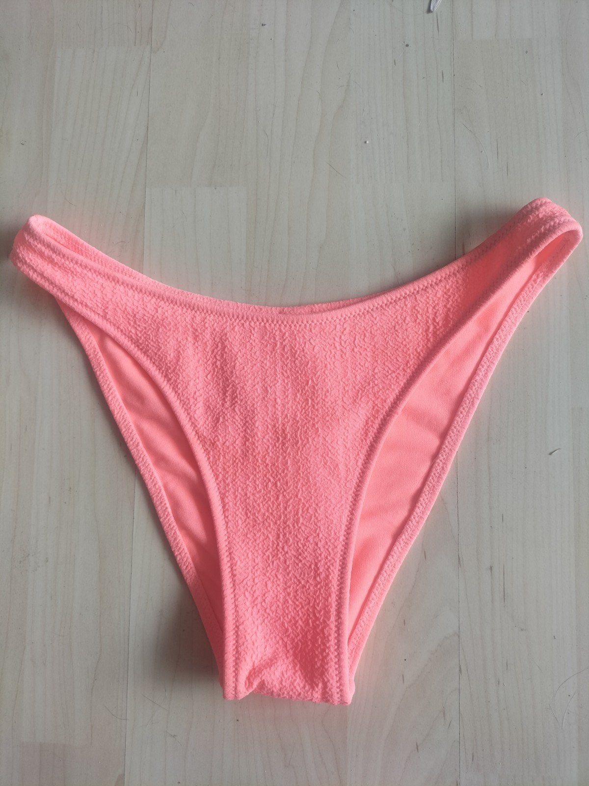 Nieuwe Neon zalm High Leg Bikini Broekje Maat S, Nieuw, Ophalen of Verzenden, ONSRD, Roze