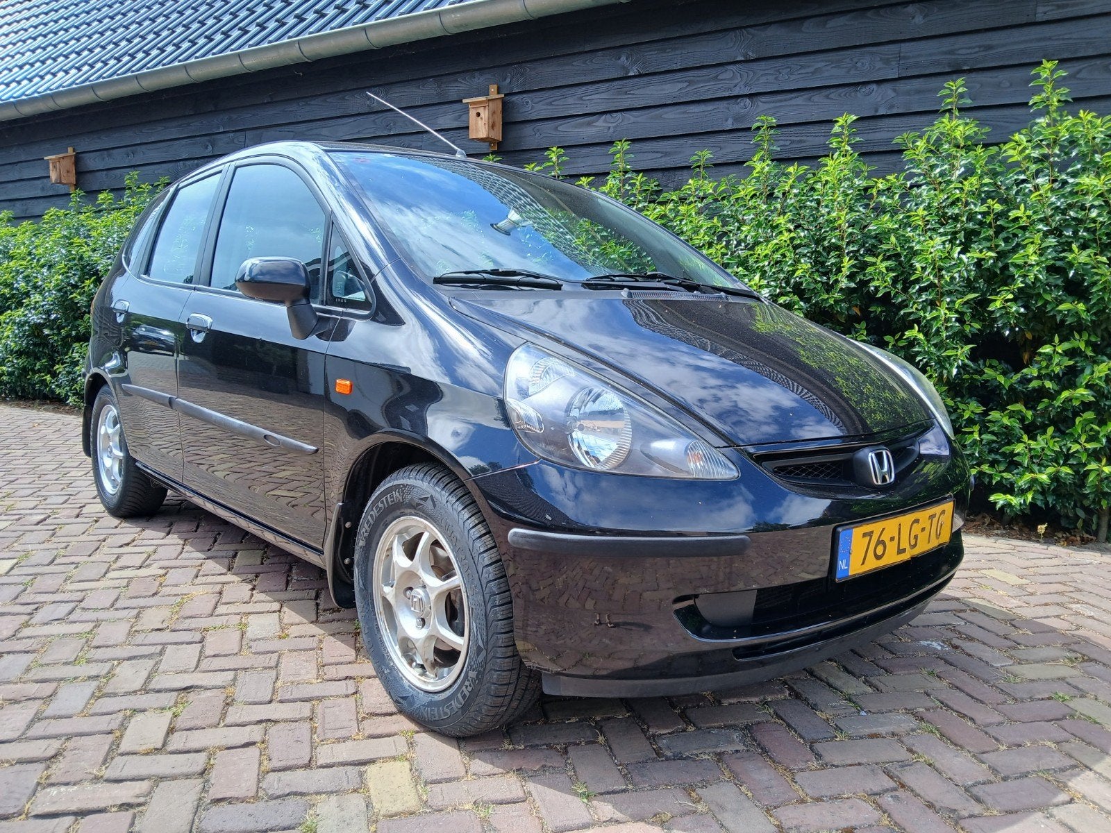 Honda Jazz 1.4 I LS 2002 Zwart, Auto's, Voorwielaandrijving, 83 pk, 40 €/maand, 4 cilinders