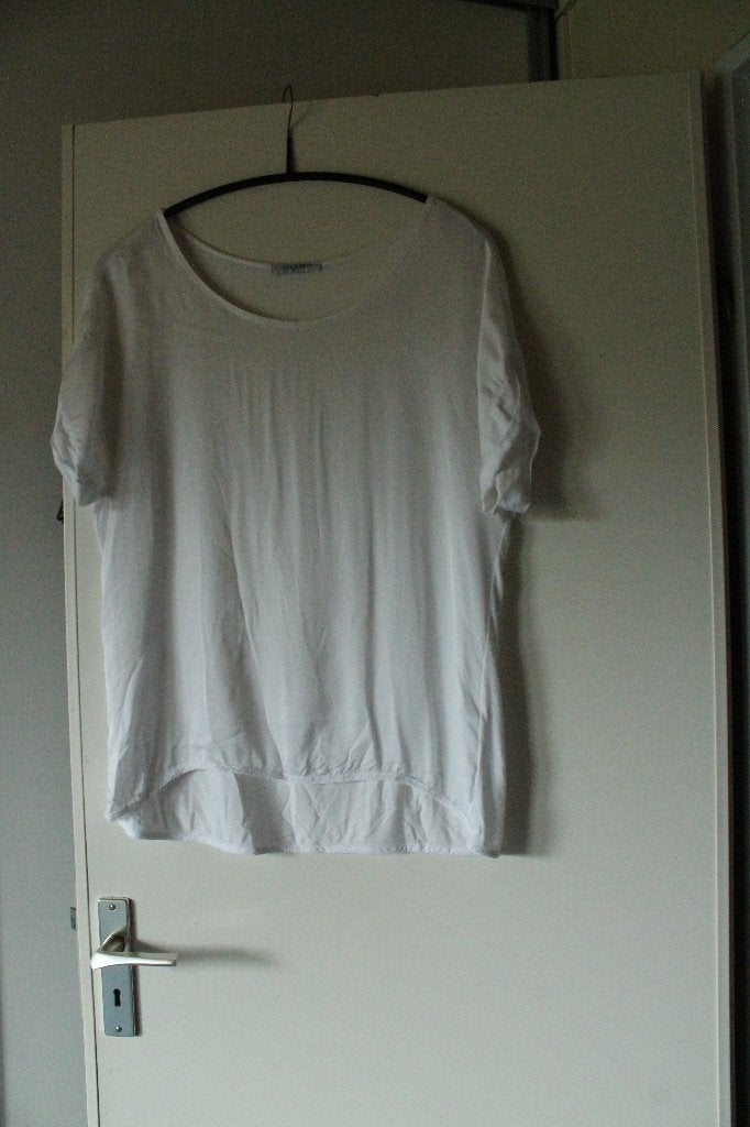 Shirt. G.Ricceri.maat L, Wit, Maat 42/44 (L), Ophalen of Verzenden, Zo goed als nieuw