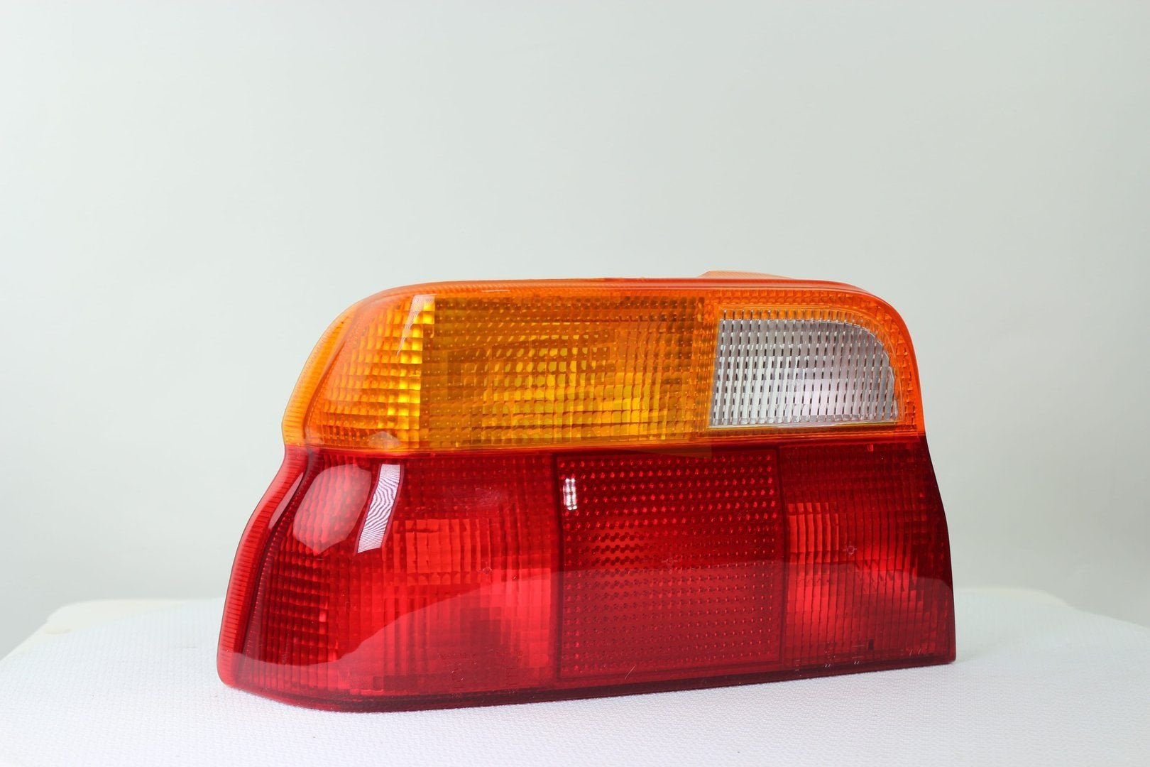 Ford Escort (90-) Achterlicht (Links) 3625402 RESTPARTIJ