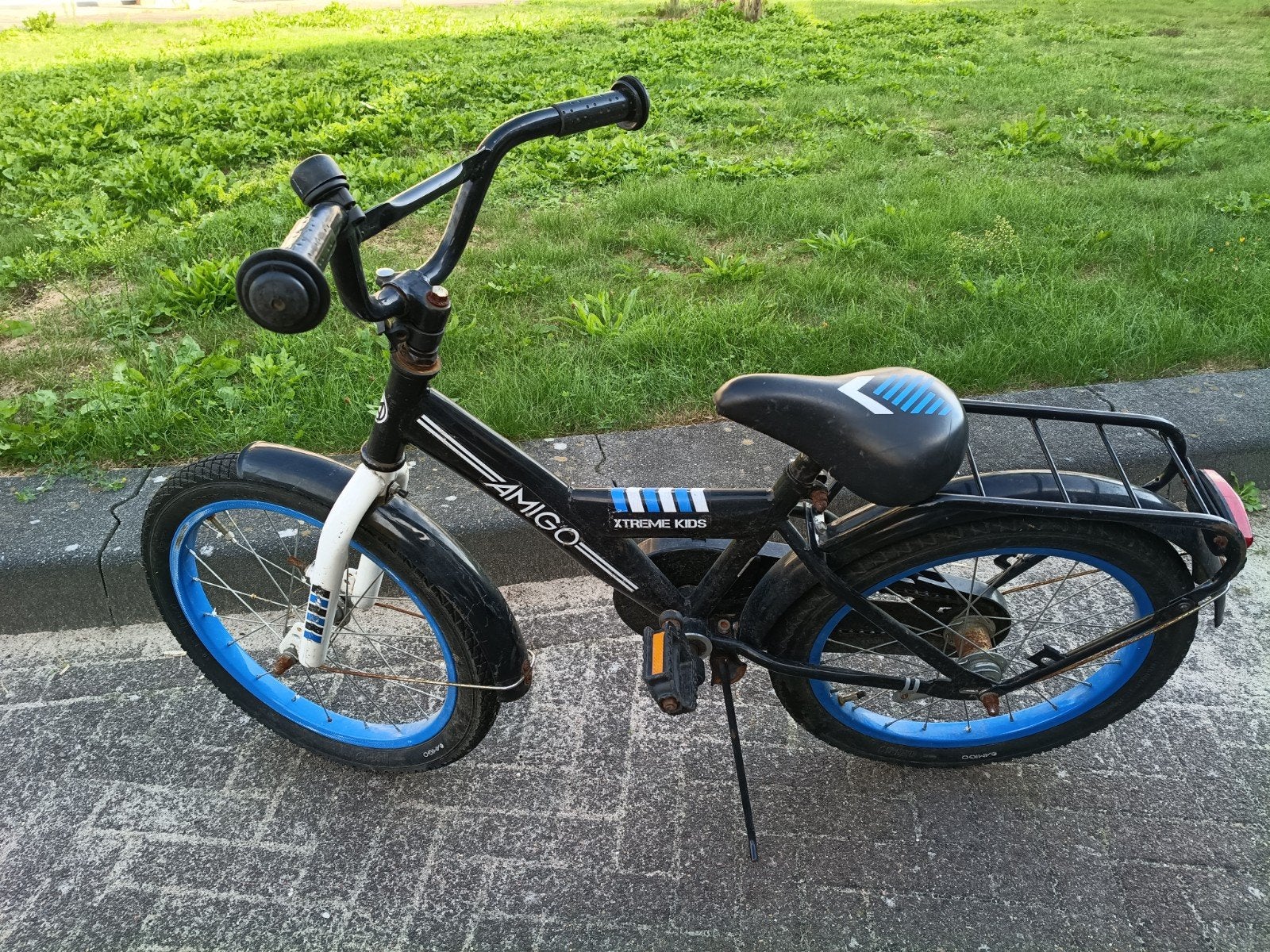 Amigo Jongensfiets 18 inch - Zwart/Blauw, Overige merken, Terugtraprem, Gebruikt, Minder dan 49 cm