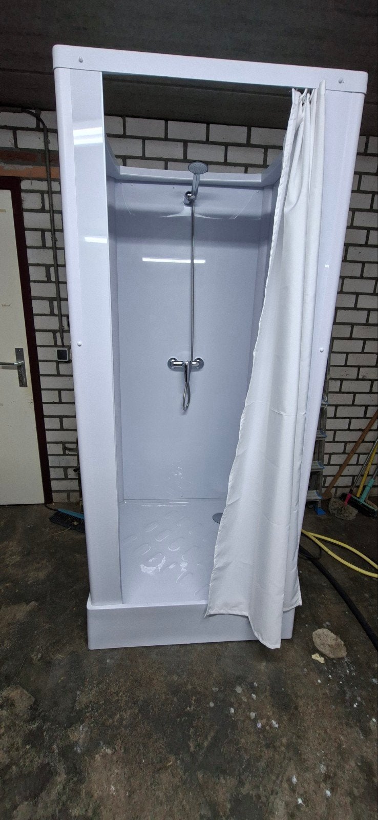 Complete douchecabine met kraan en douchegordijn, Ophalen, Zo goed als nieuw, Chroom, Douche