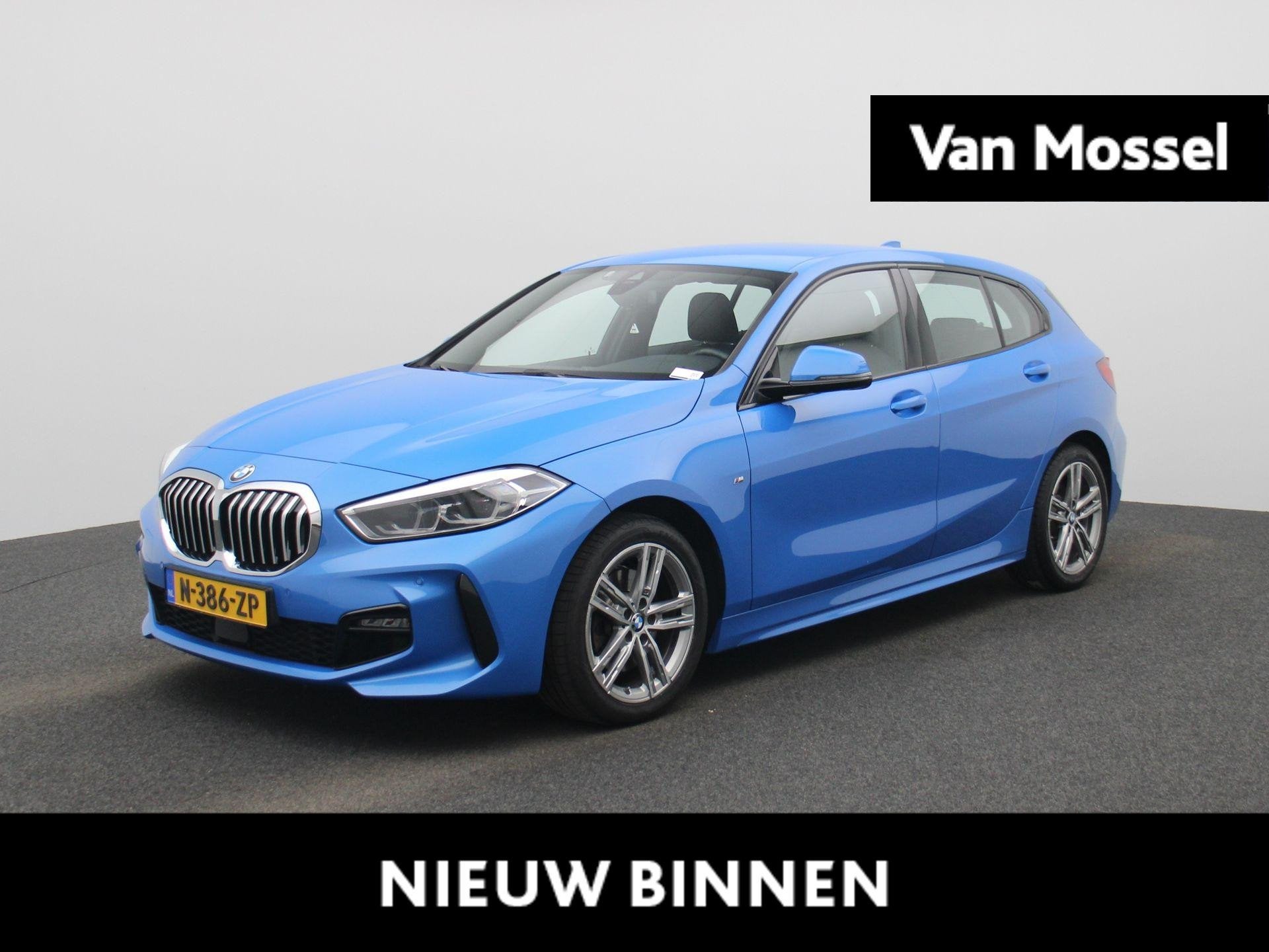 BMW 1-serie 116i Business Edition Plus, Auto's, Gebruikt, Blauw, Bedrijf, Handgeschakeld