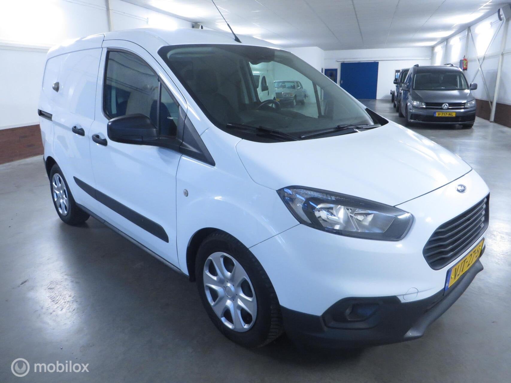Ford Transit Courier 1.5 TDCI Ambiente Start&Stop, Euro 6, Start-stop-systeem, Wit, Origineel Nederlands