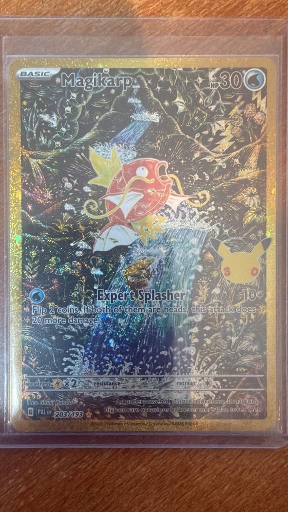 Magikarp 203/193 Celebrations Pokémon Kaart, Ophalen of Verzenden, Zo goed als nieuw, Losse kaart, Foil