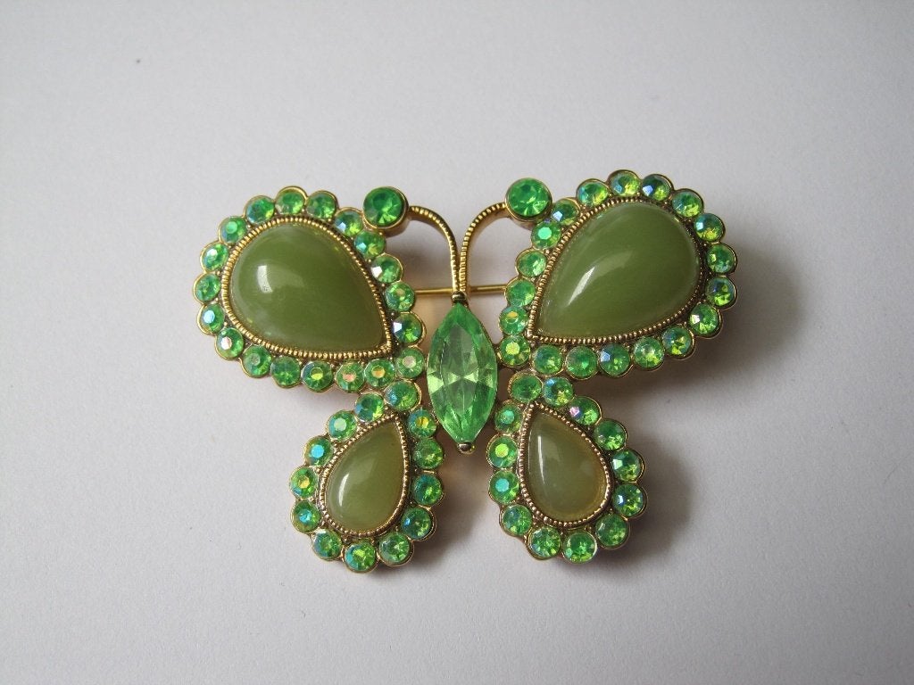Broche vlinder groen kunststof en rijnsteentjes, Met kristal, Overige materialen, Verzenden, Zo goed als nieuw